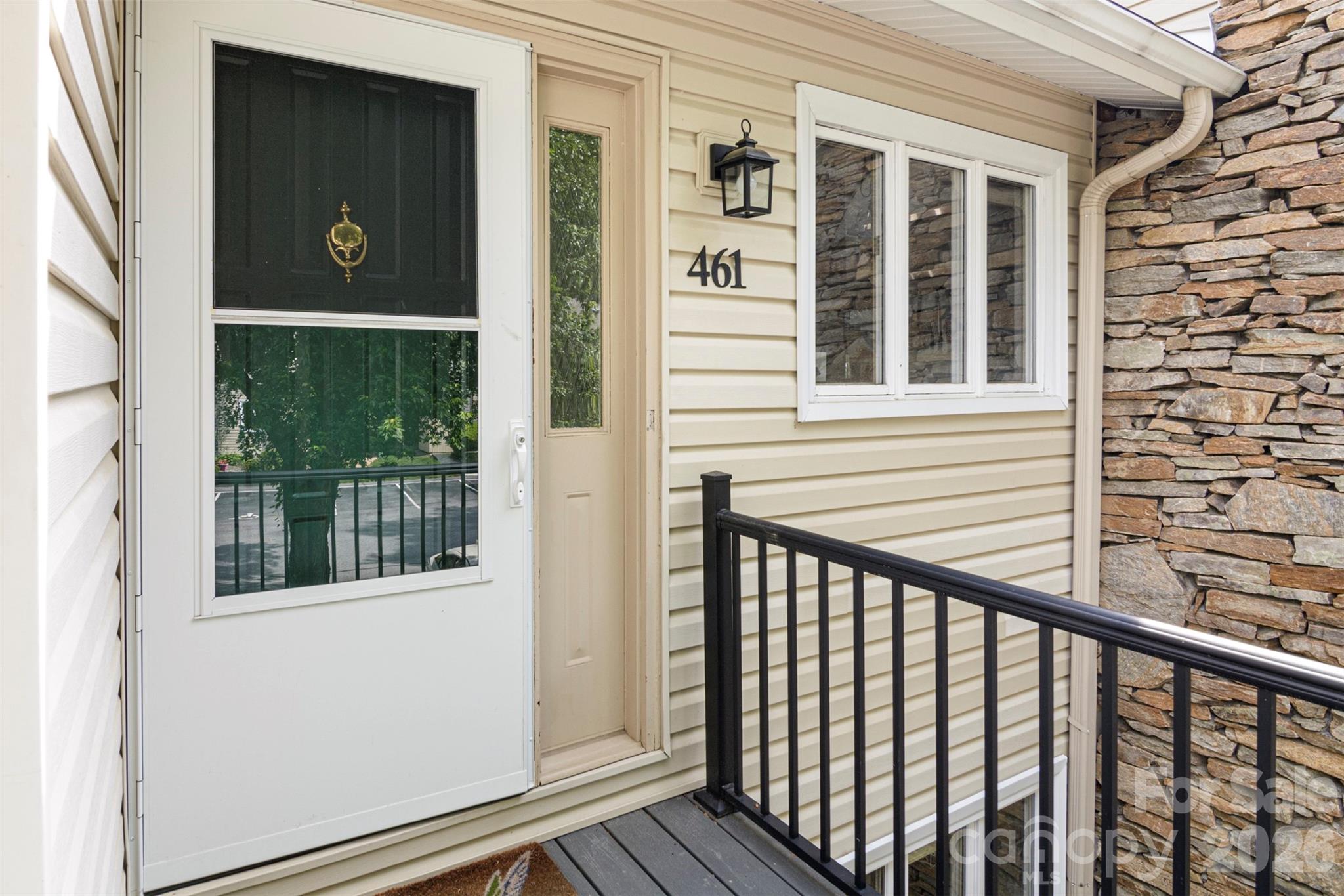 461 Britton Creek Drive Property Photo 3