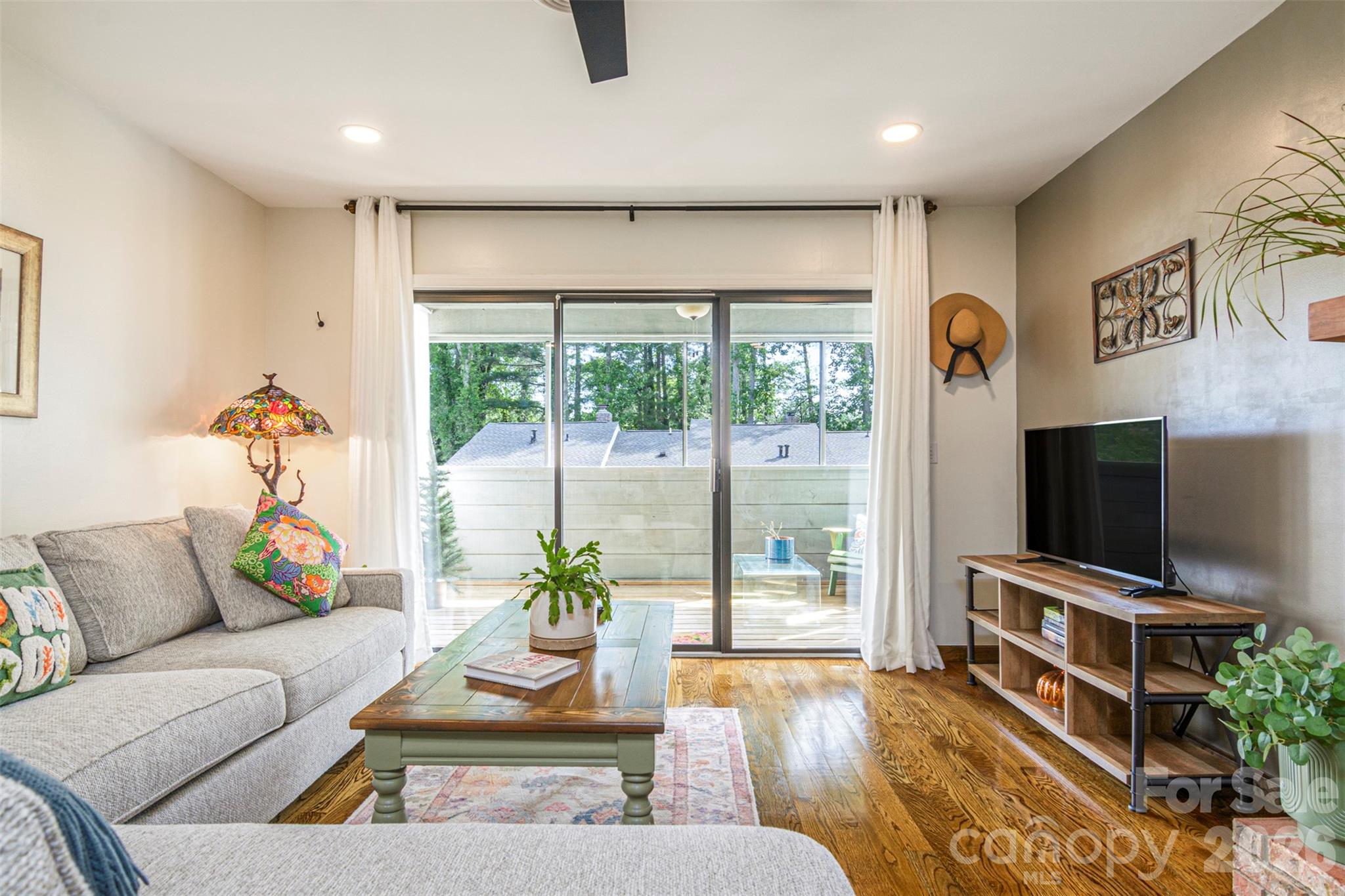 461 Britton Creek Drive Property Photo 17