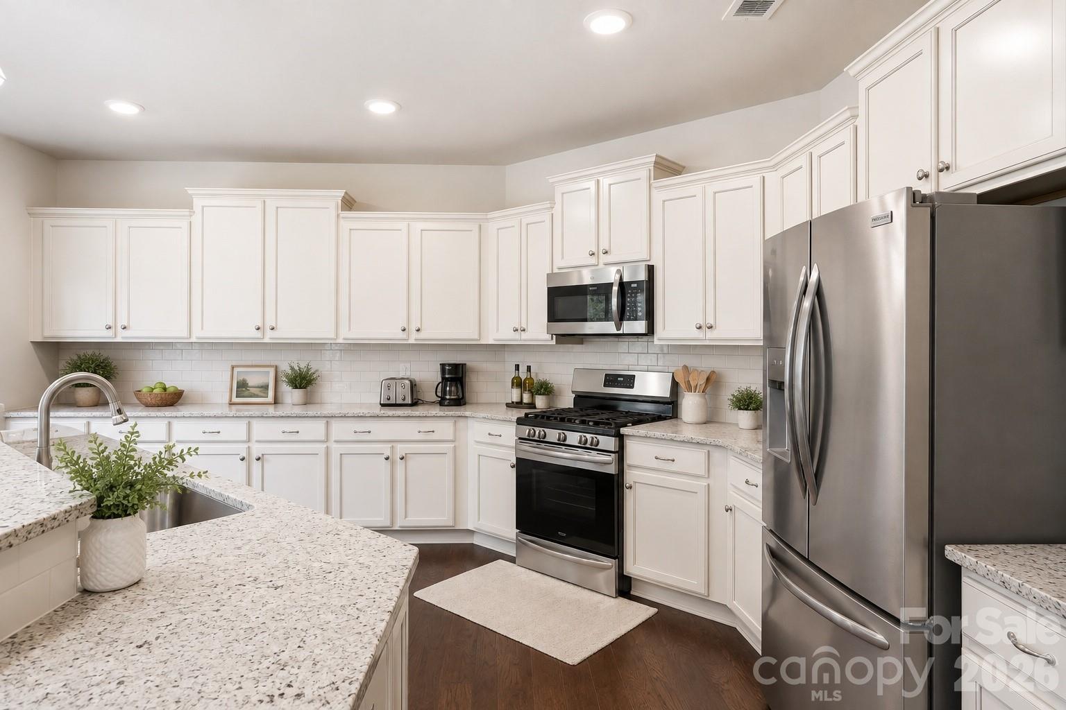 2018 Killian Creek Drive Property Photo 8