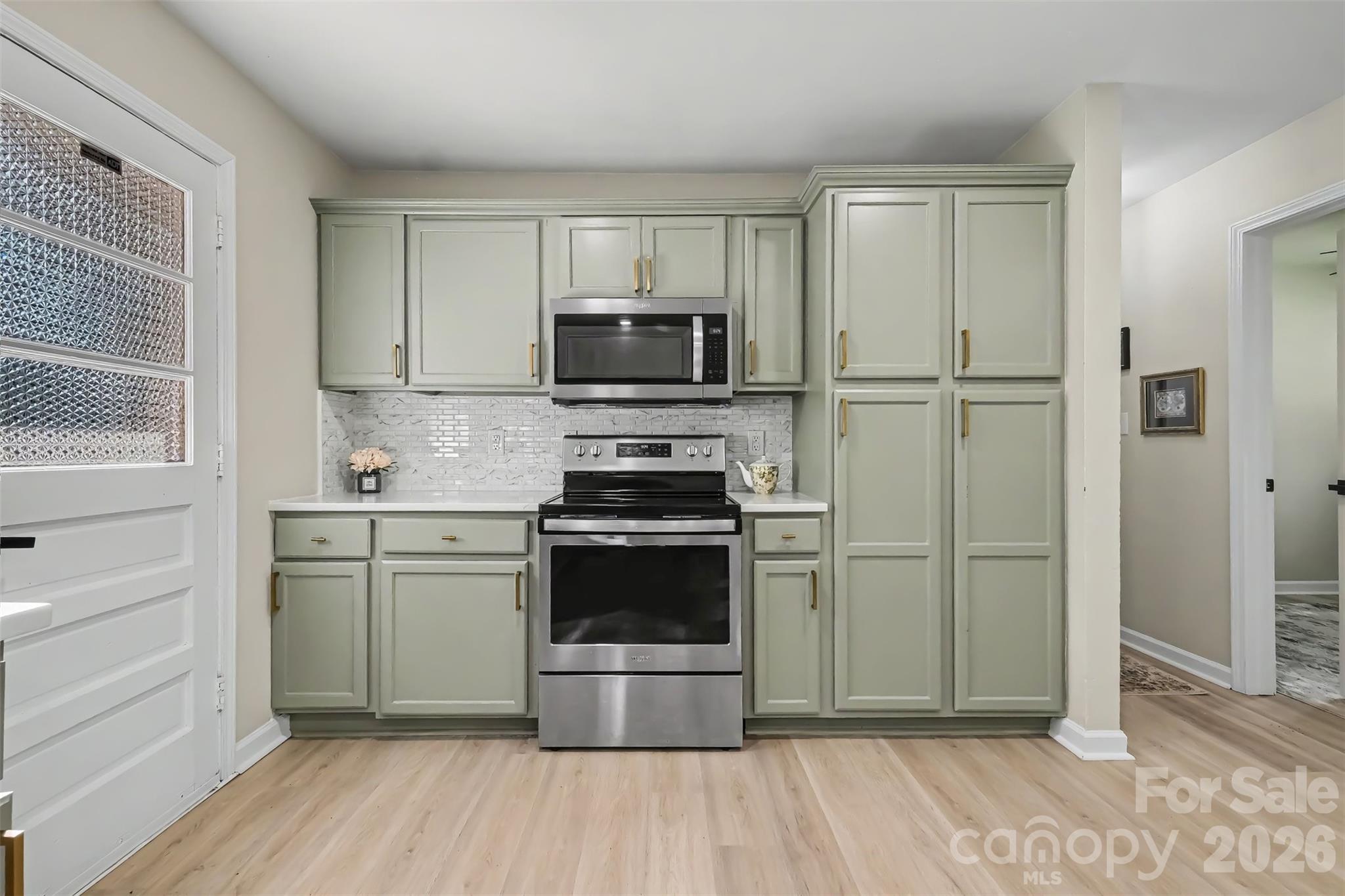 4023 Strangford Avenue Property Photo 11