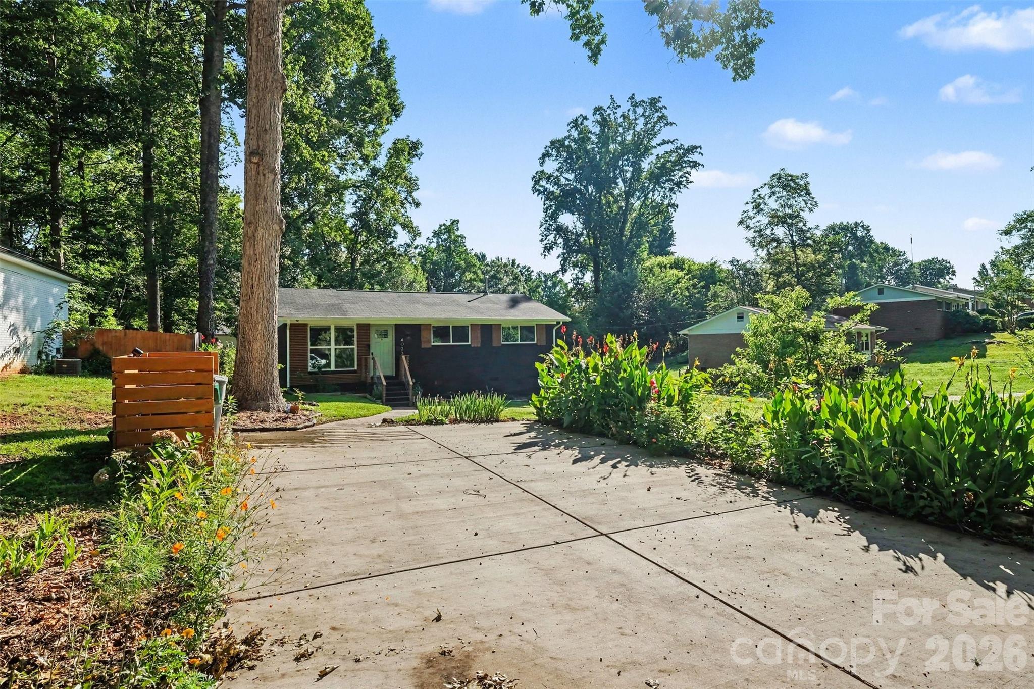 4023 Strangford Avenue Property Photo 20