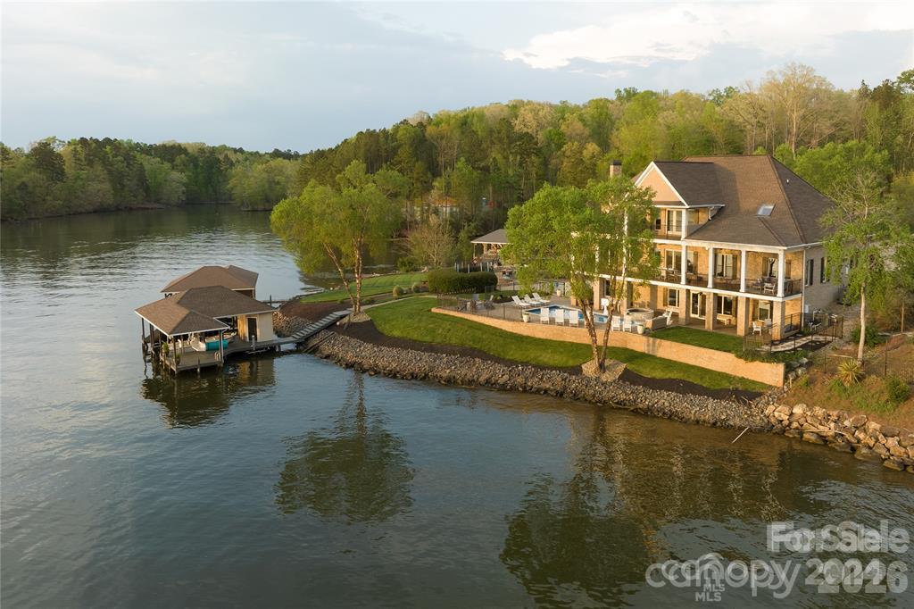 148 Forest Lake Court Property Photo 1