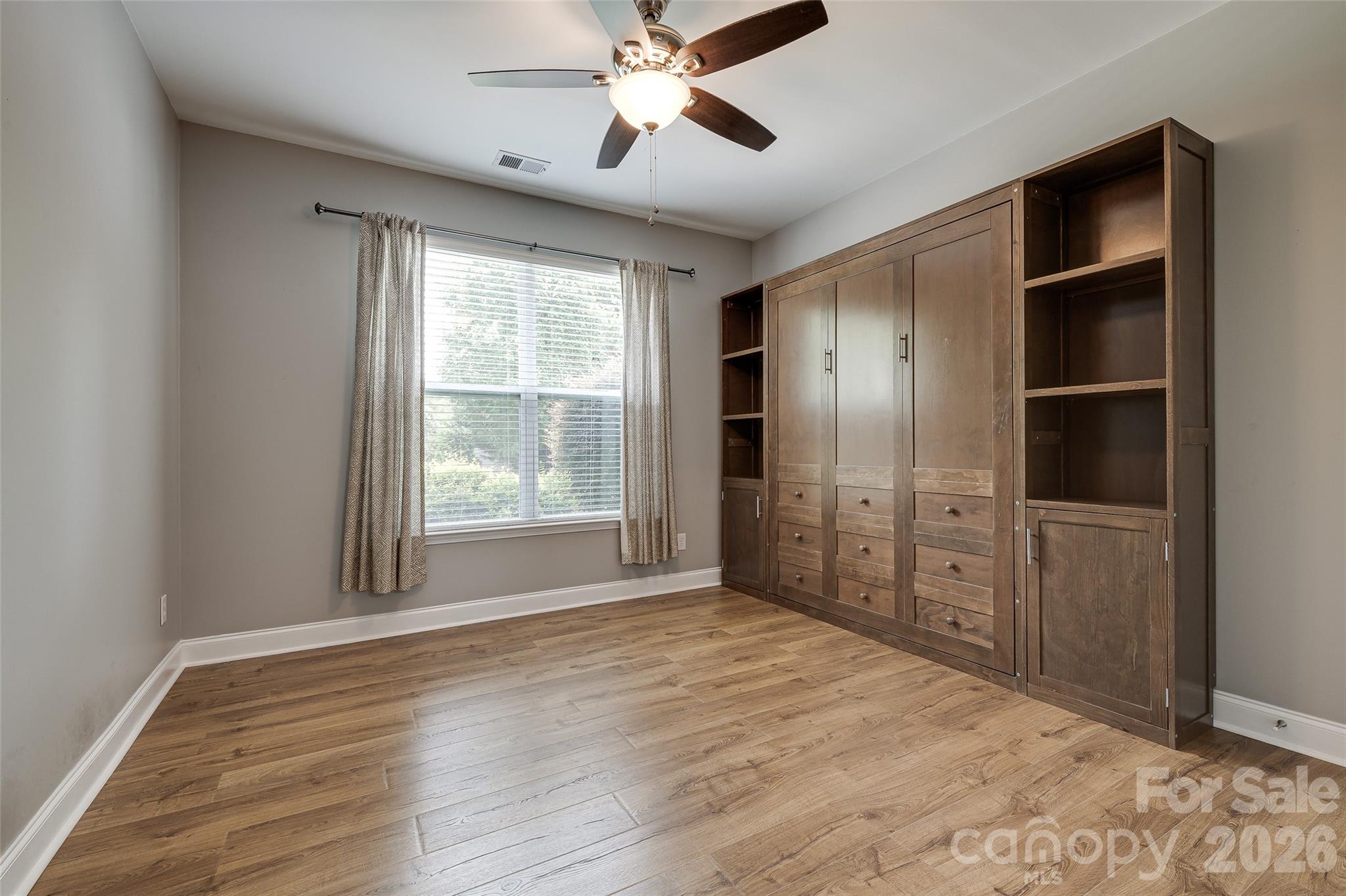 576 Becker Avenue Property Photo 14