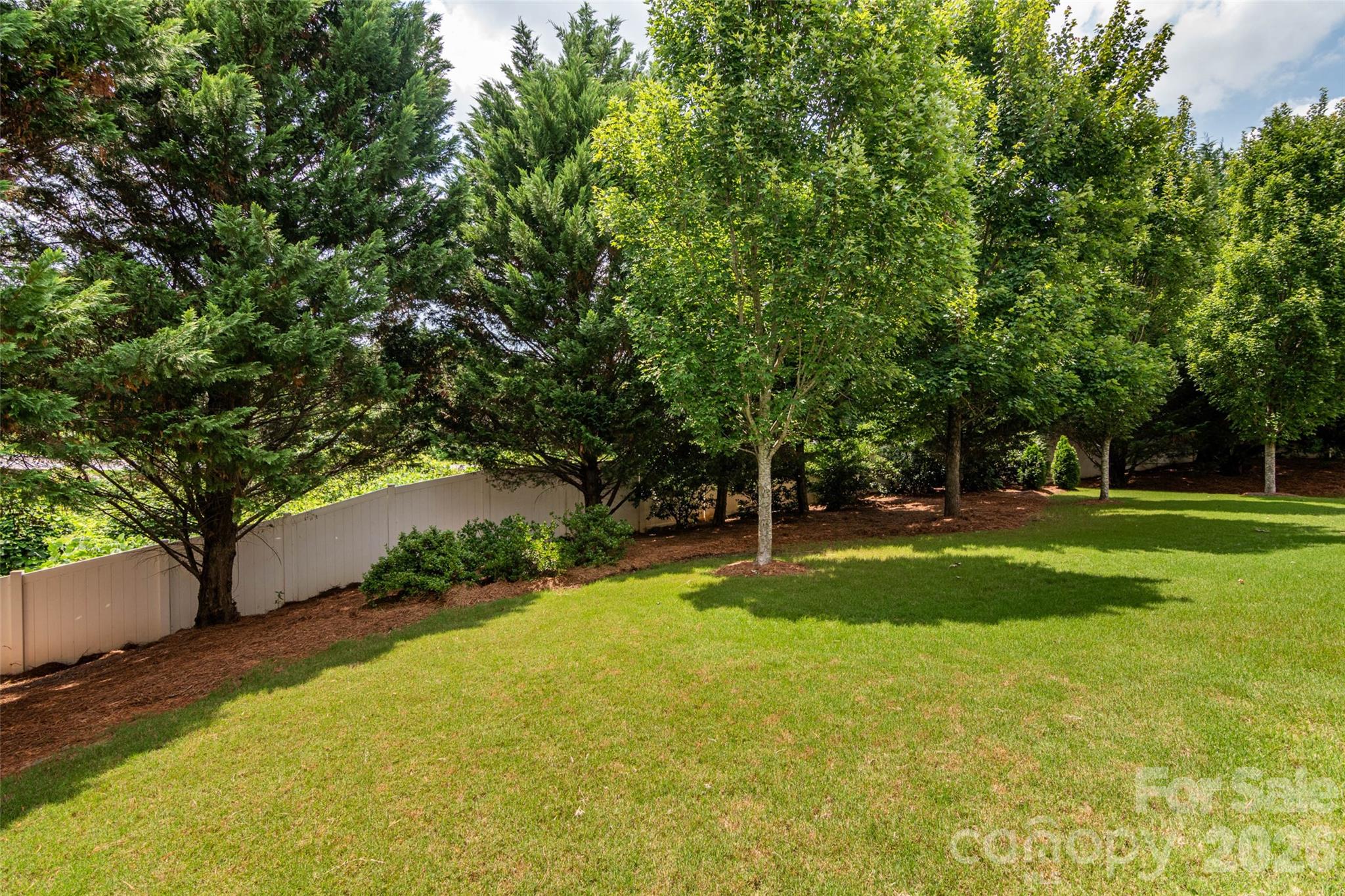 576 Becker Avenue Property Photo 41
