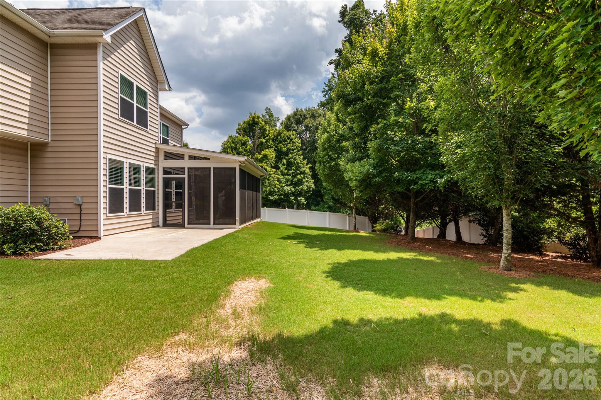 576 Becker Avenue Property Photo 43