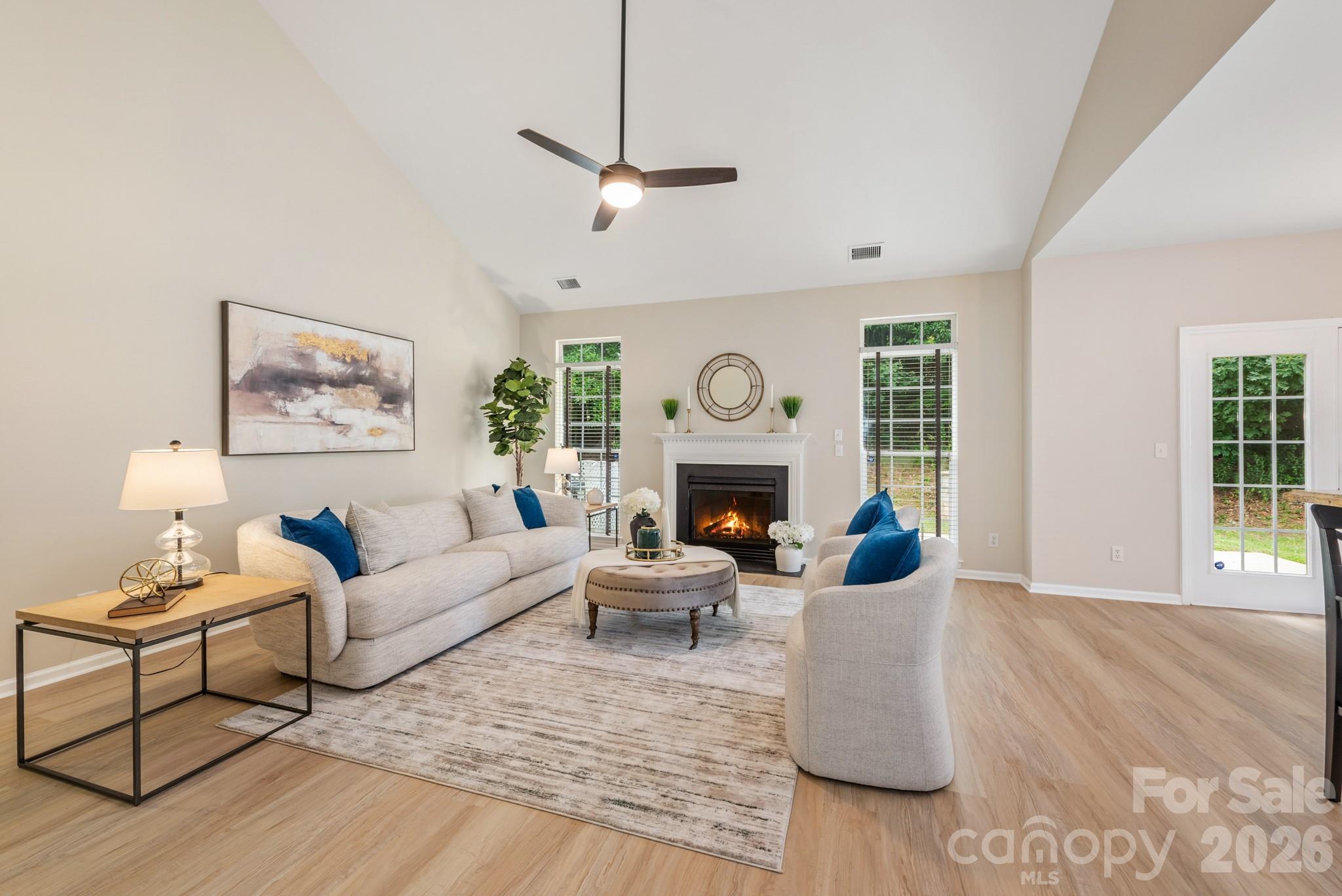 20307 Southshore Drive Property Photo 8