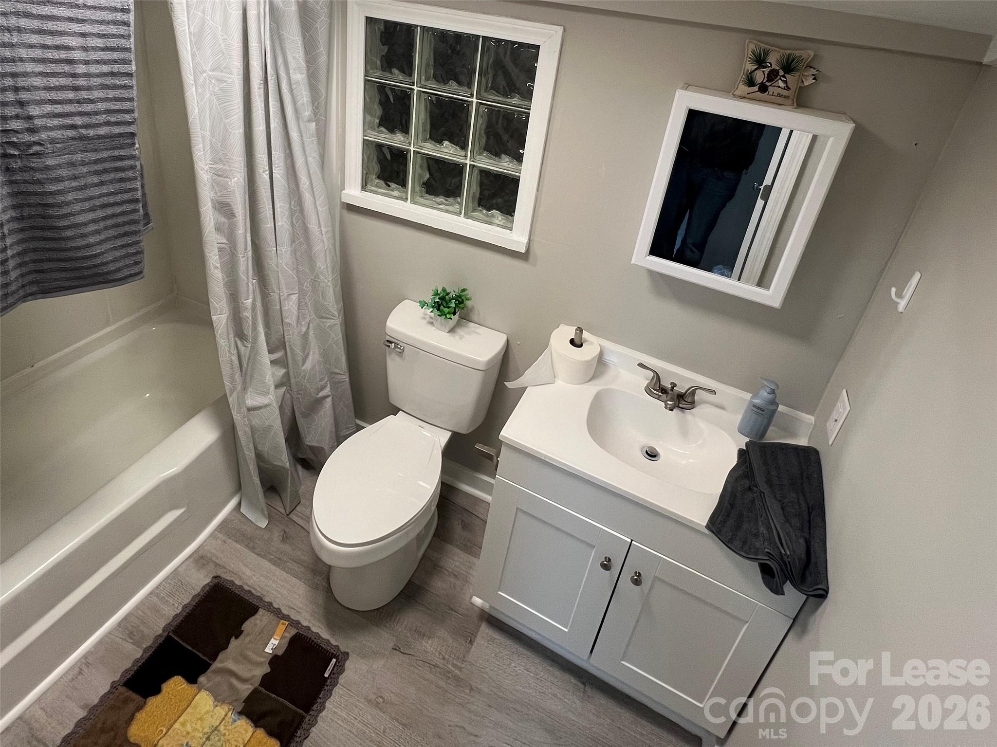 605 Center Street Property Photo 7