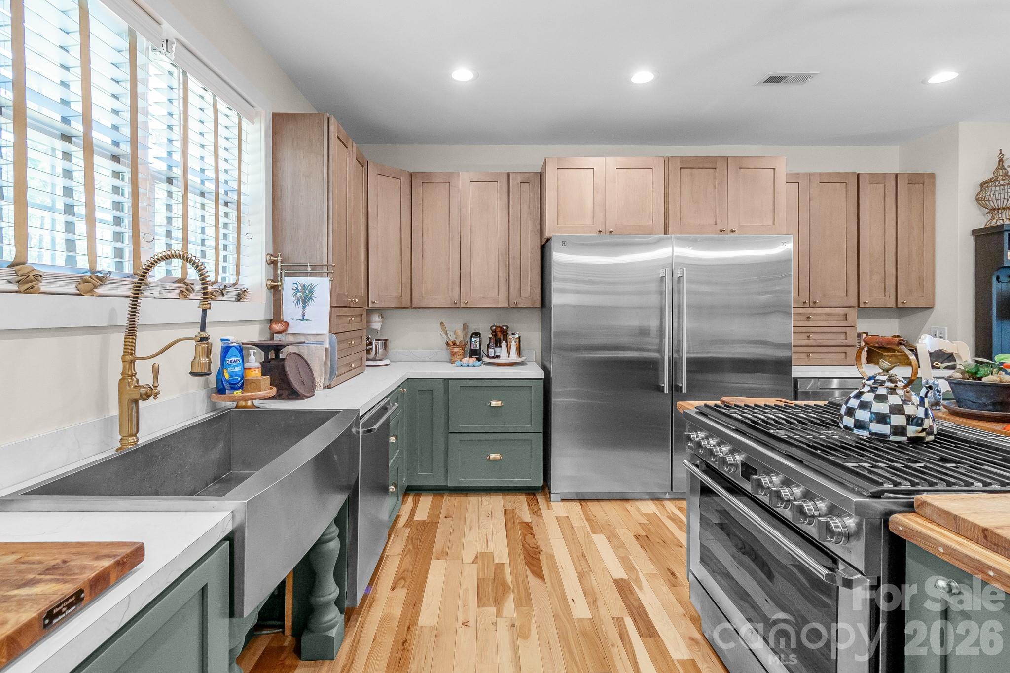 718 Jones Road Property Photo 16