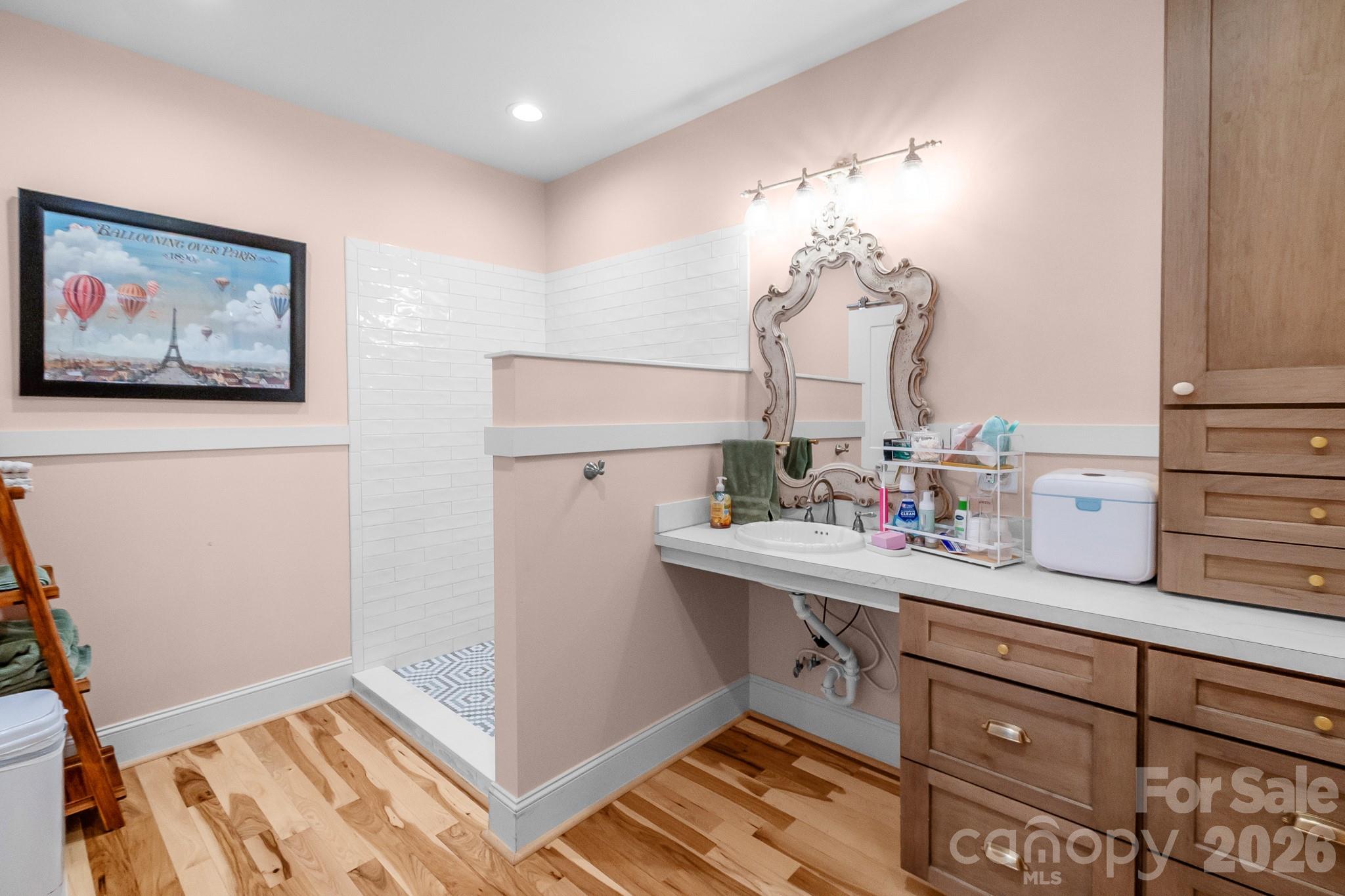 718 Jones Road Property Photo 24