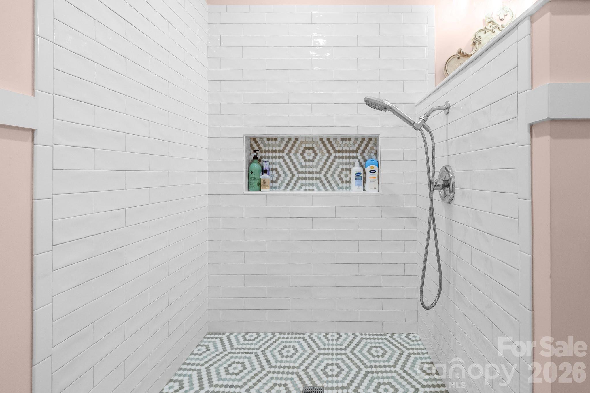 718 Jones Road Property Photo 26