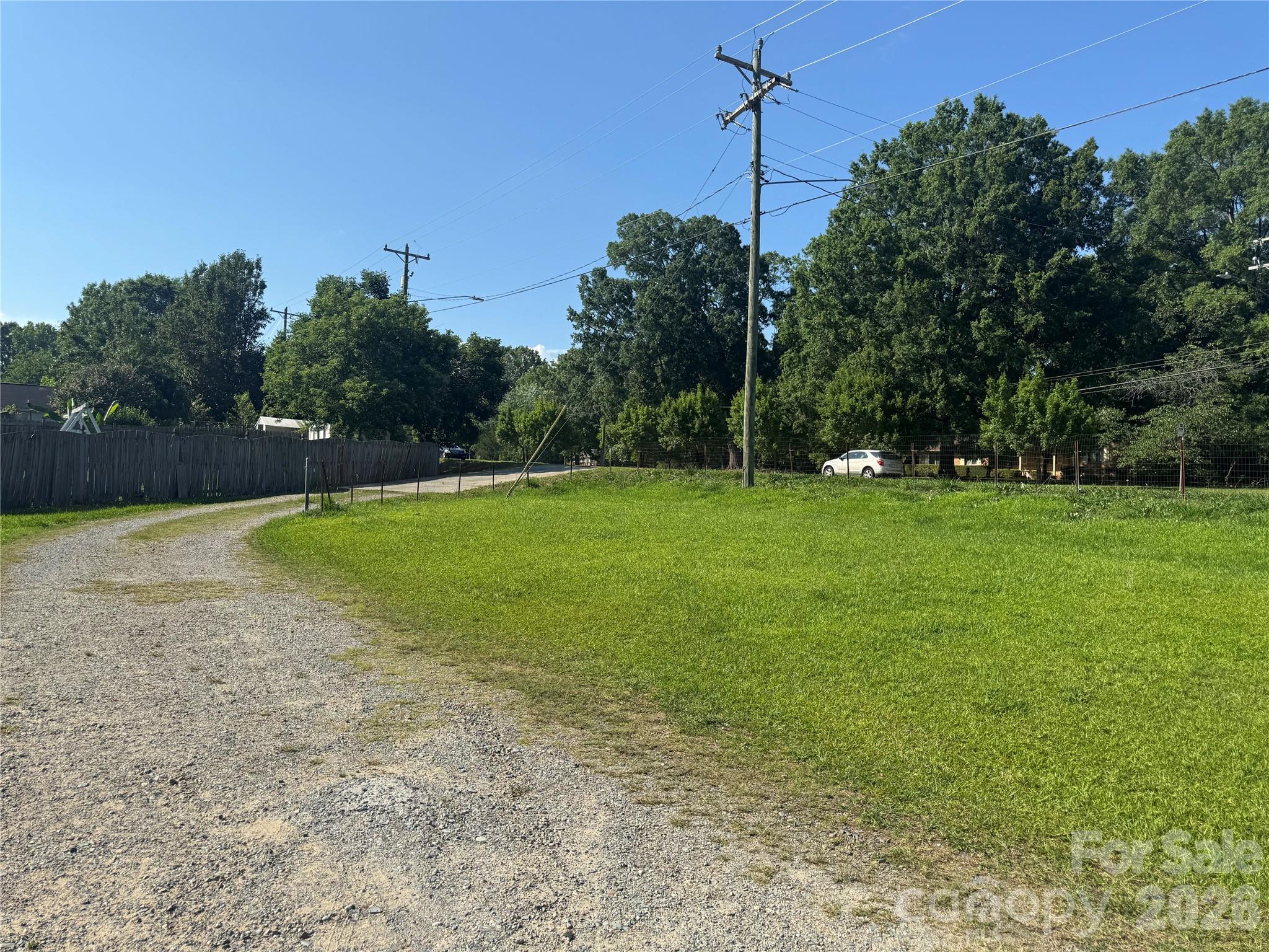 8432 Idlewild Road Property Photo 5