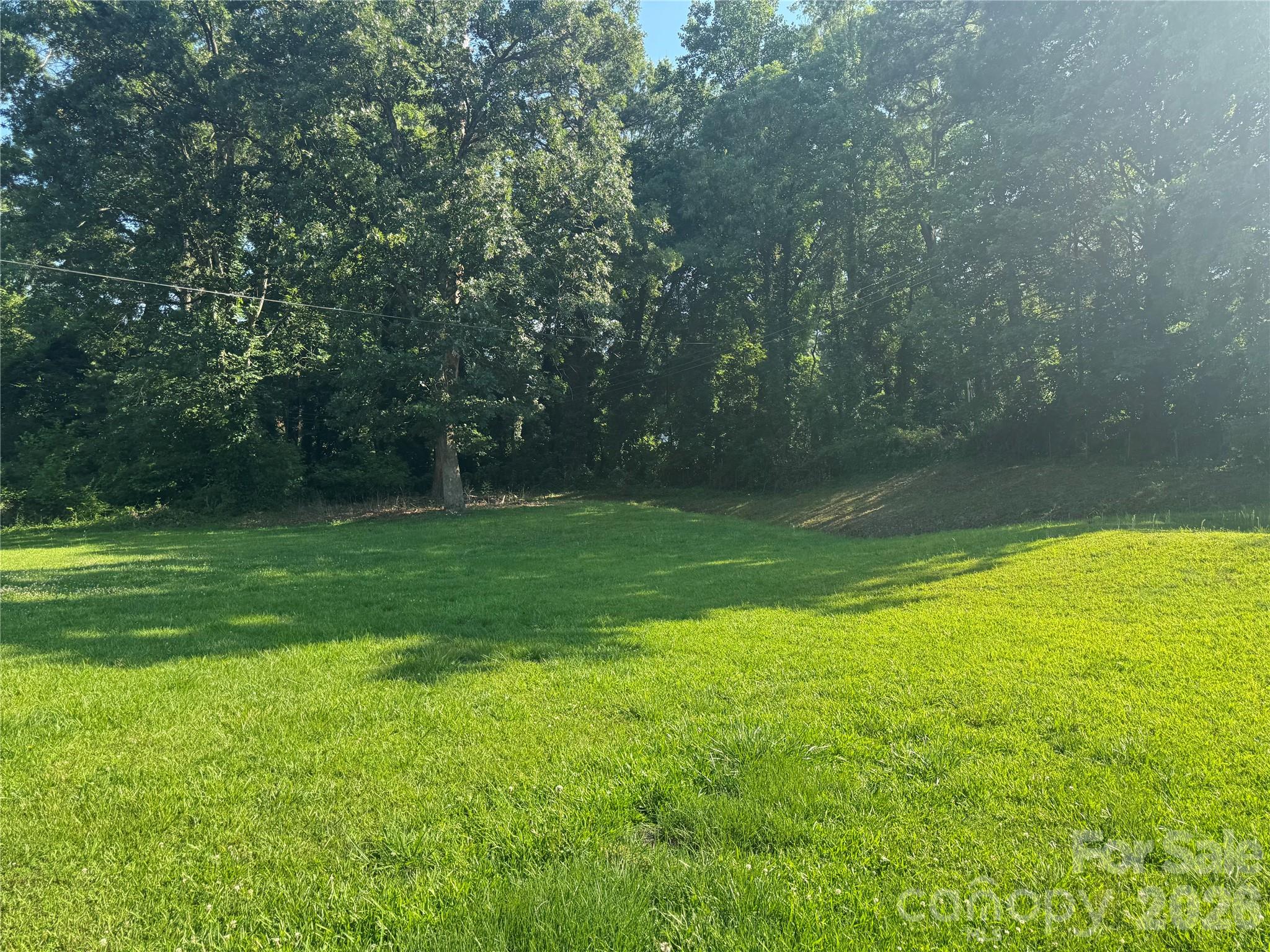 8432 Idlewild Road Property Photo 6