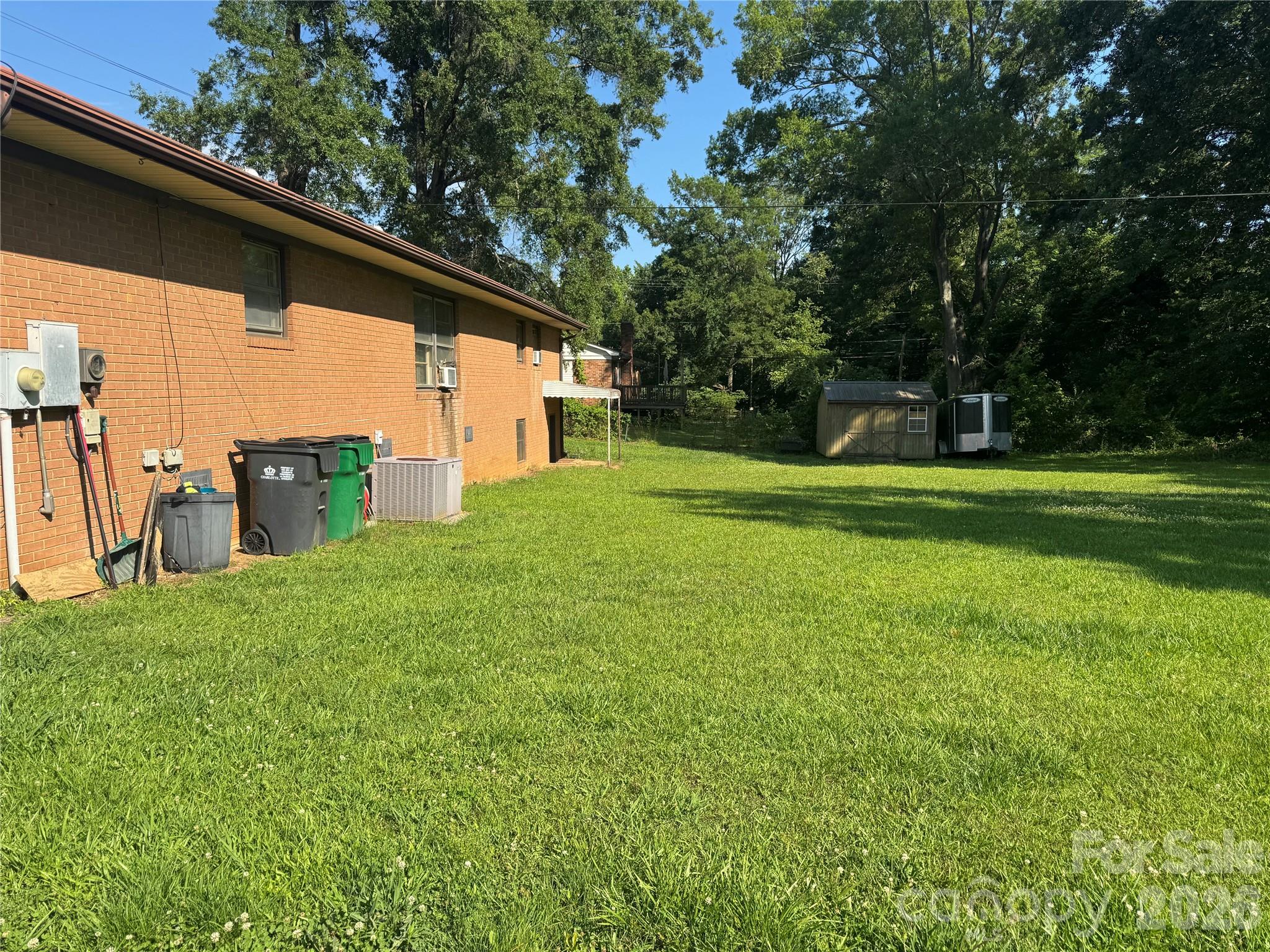 8432 Idlewild Road Property Photo 9