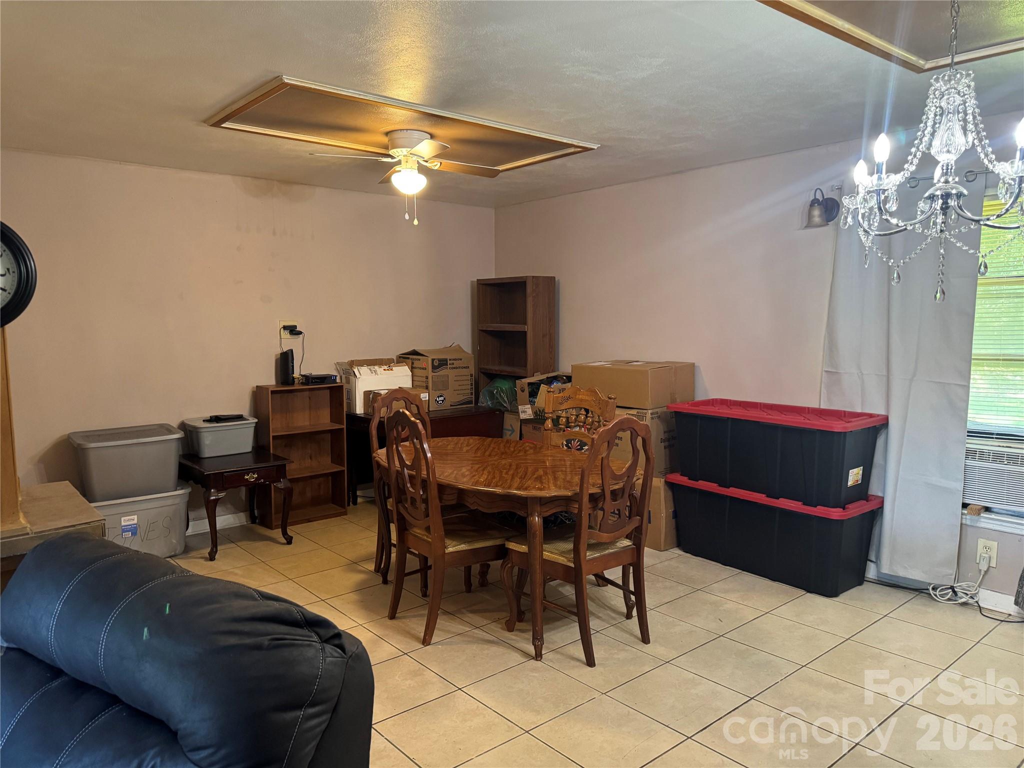 8432 Idlewild Road Property Photo 9