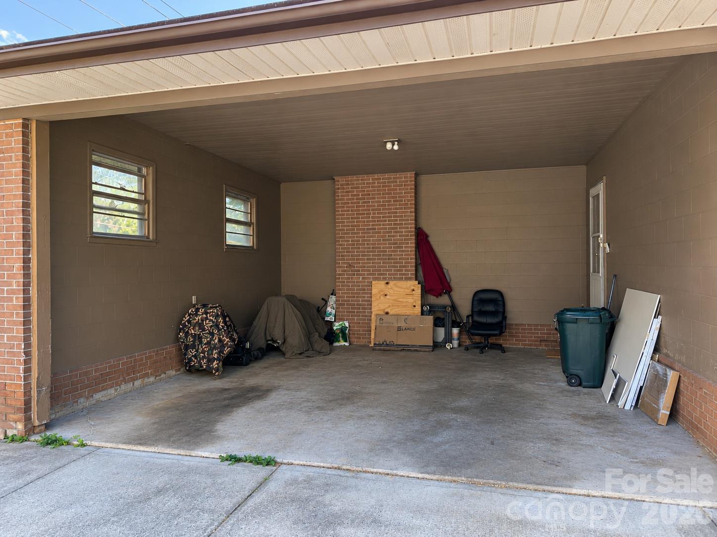 8432 Idlewild Road Property Photo 20