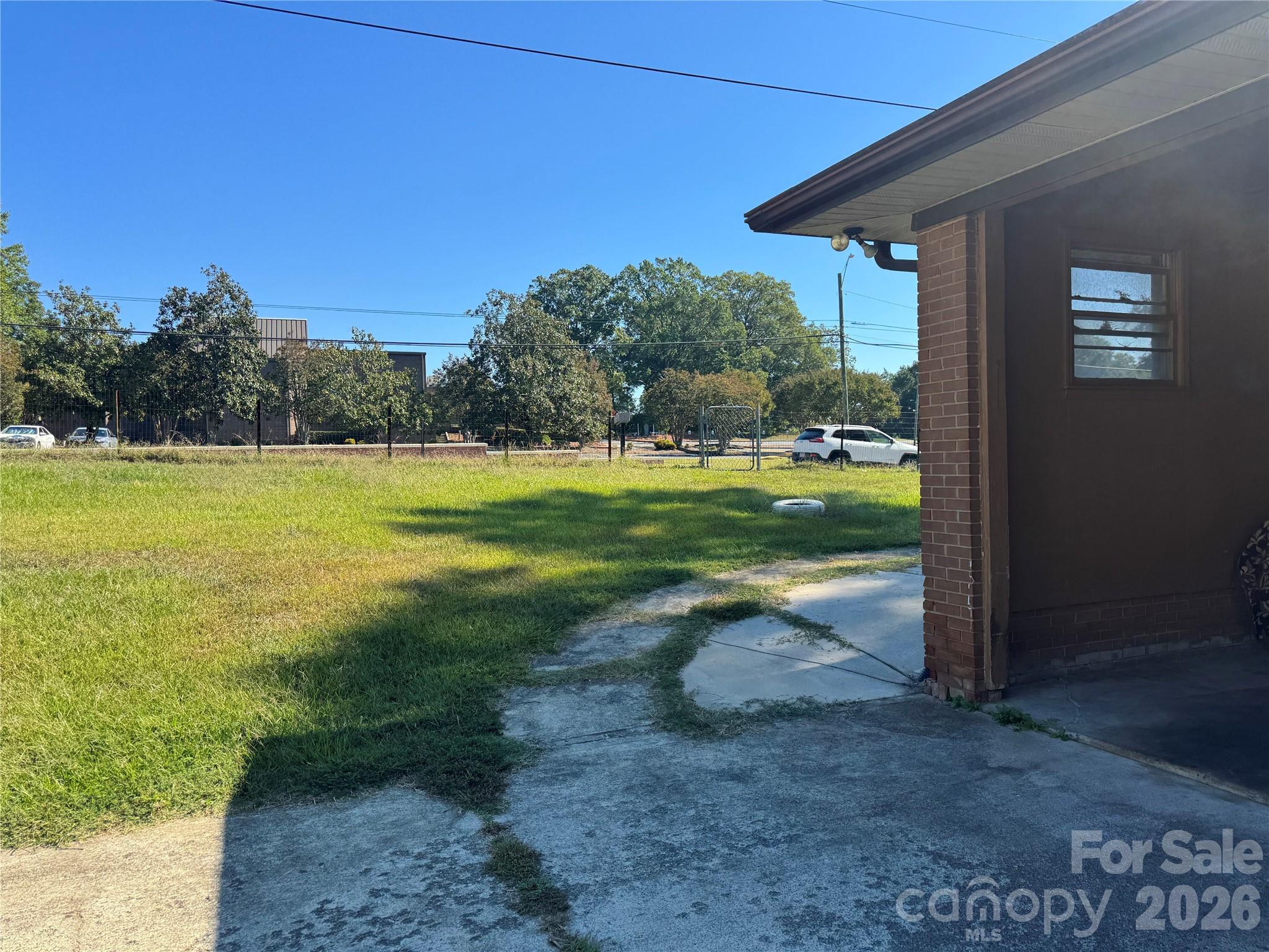 8432 Idlewild Road Property Photo 25