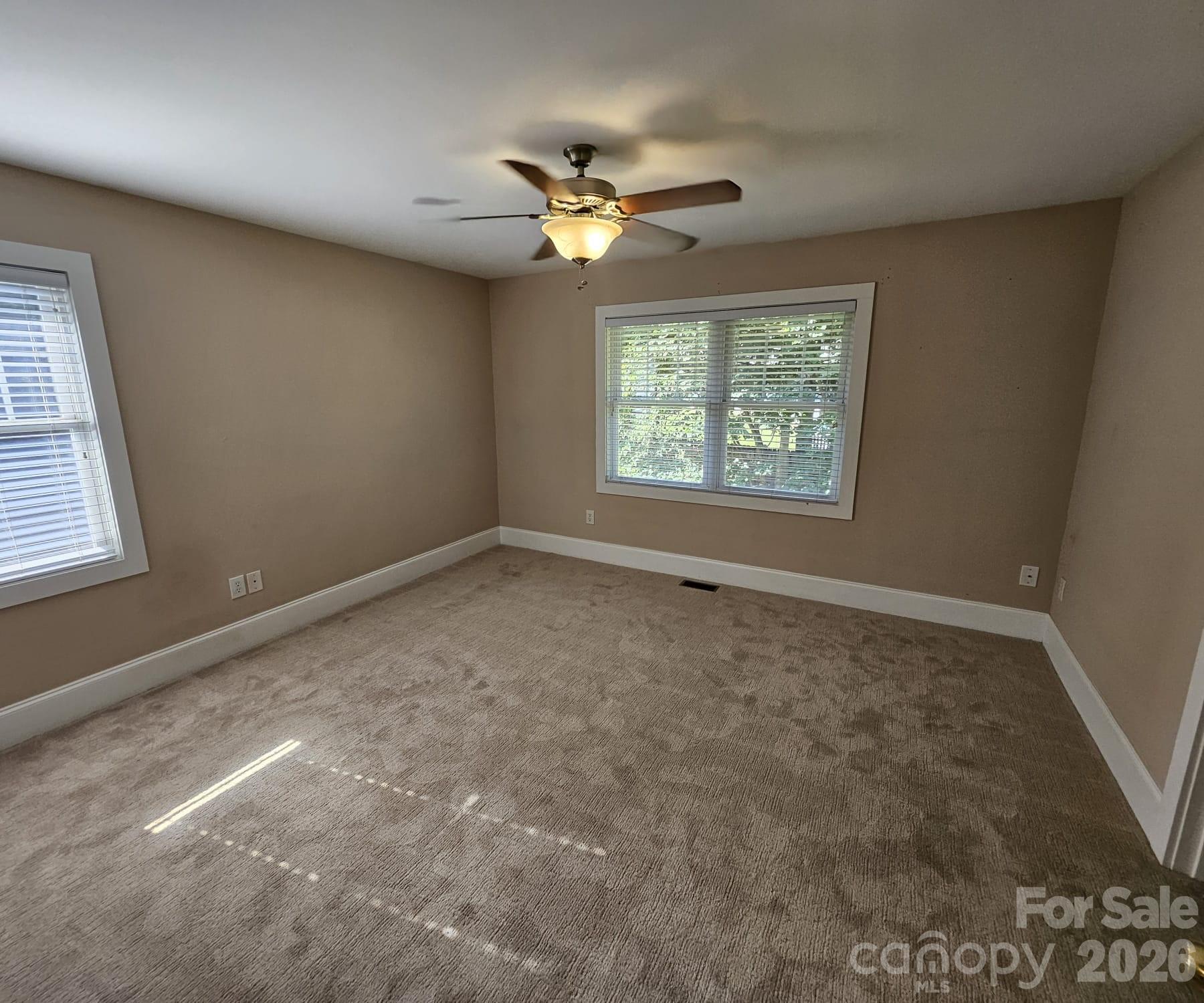 17 Lamar Avenue Property Photo 9