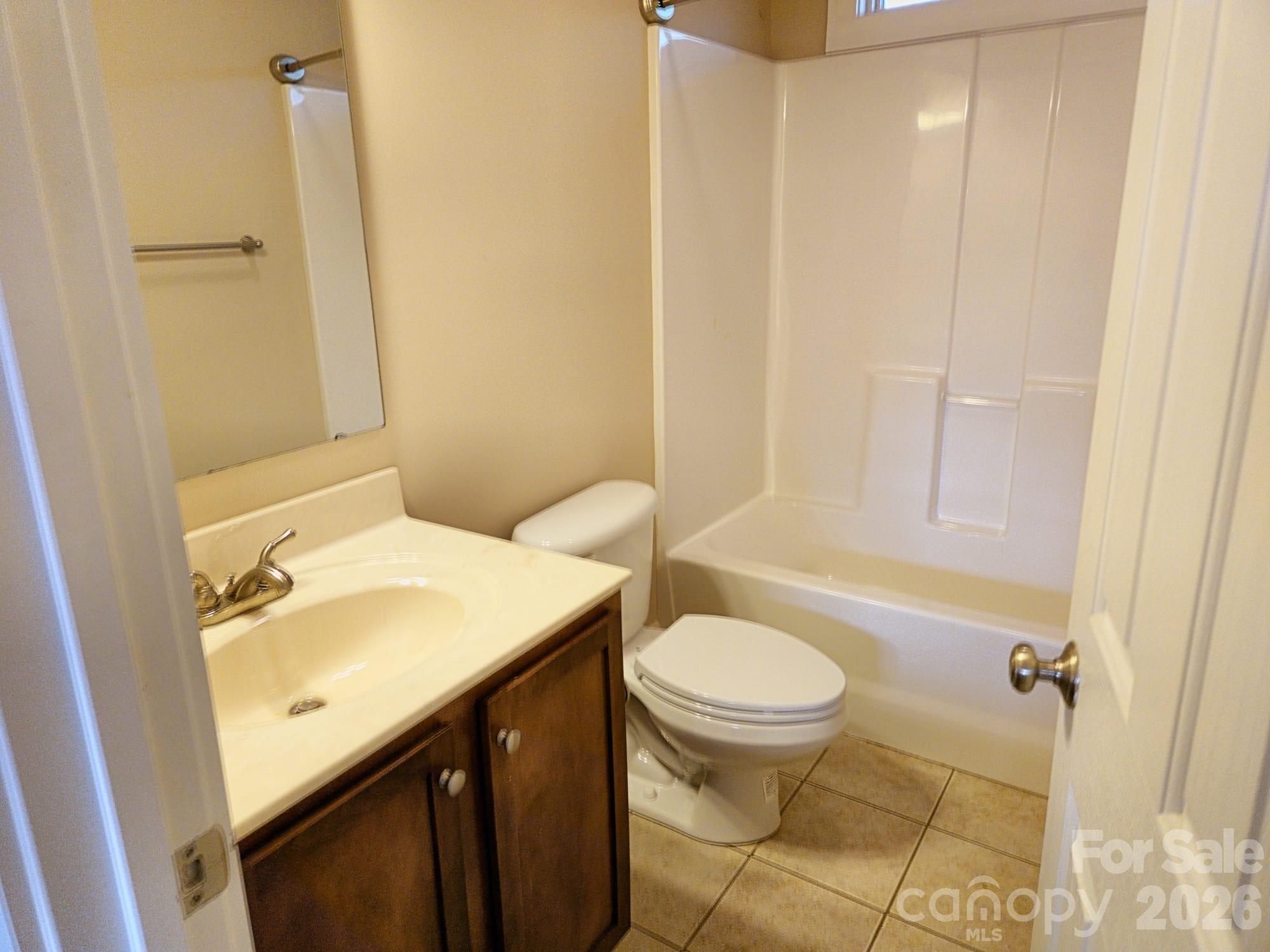 17 Lamar Avenue Property Photo 13