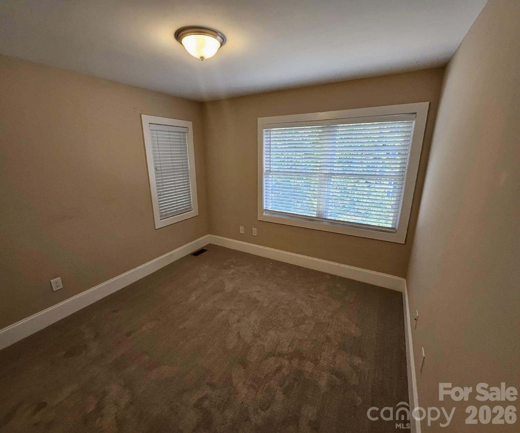 17 Lamar Avenue Property Photo 14