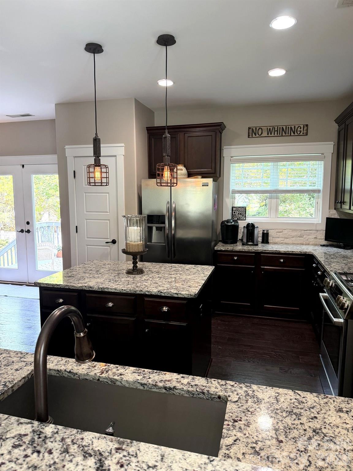18027 Northport Drive Property Photo 8