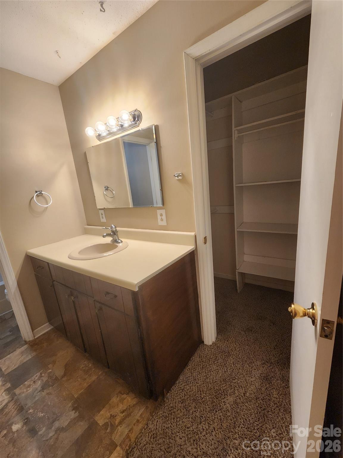 106 Maye Street Property Photo 23