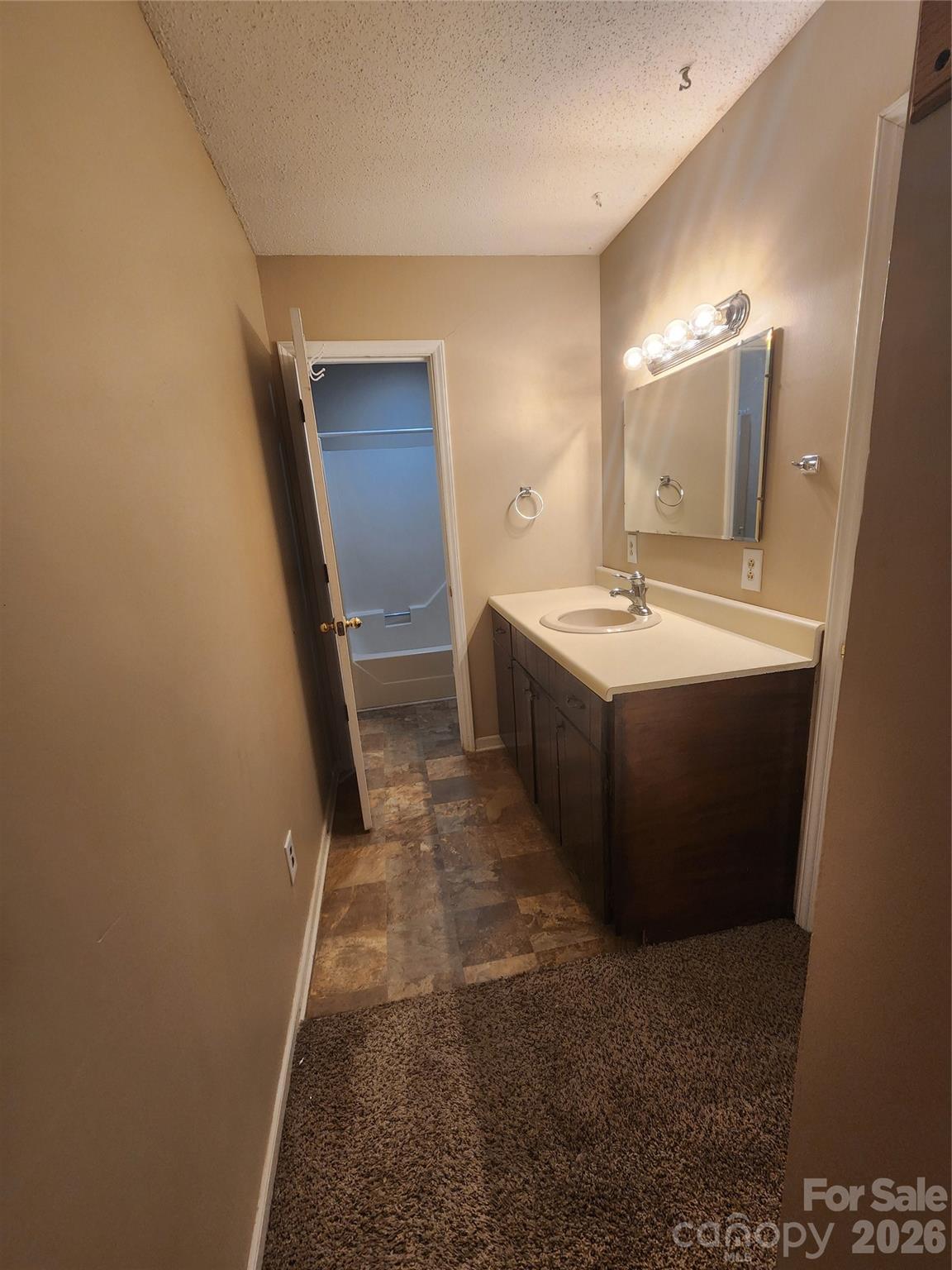 106 Maye Street Property Photo 24