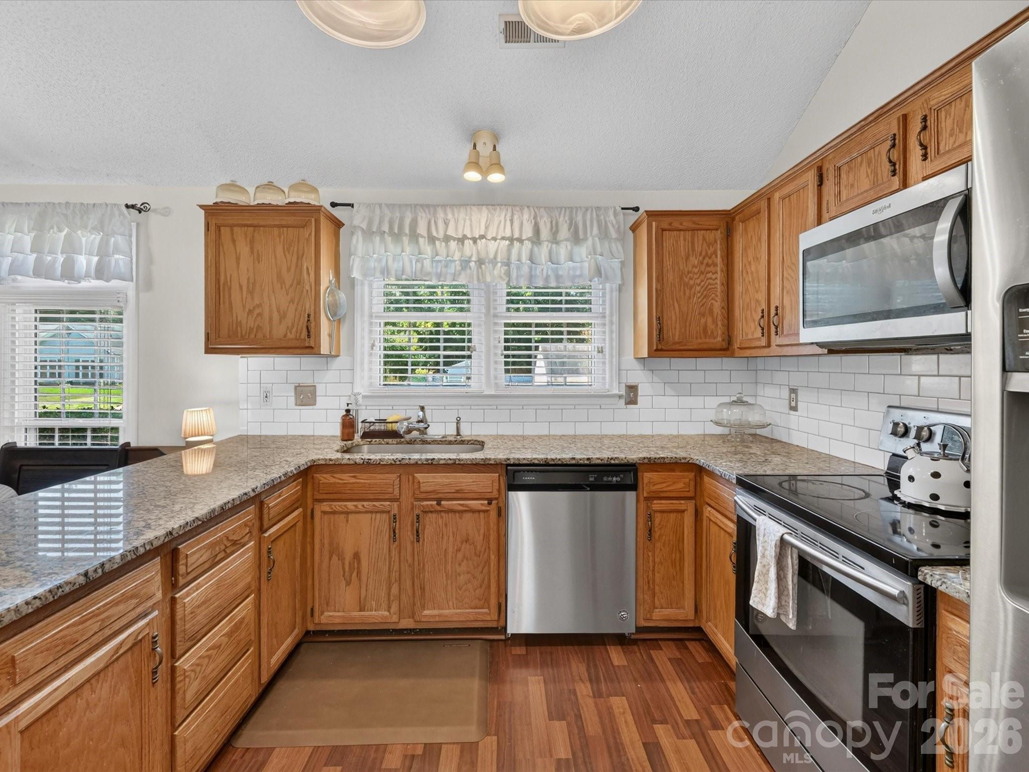 3616 Still Oaks Court Property Photo 11