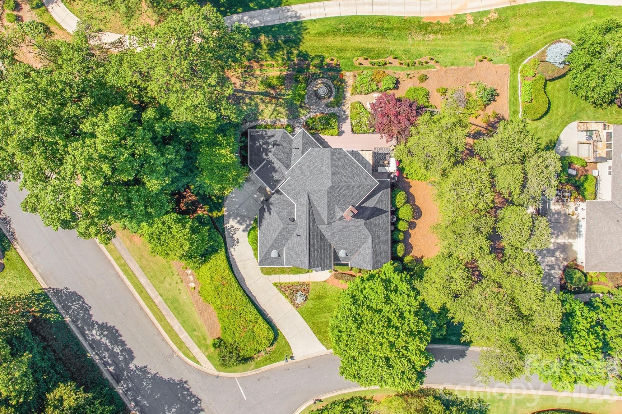 18330 Scotscraig Lane Property Photo 3