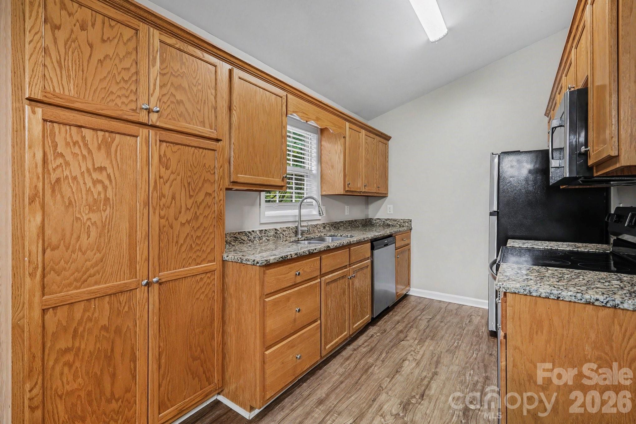 1607 Indian Springs Drive Property Photo 5