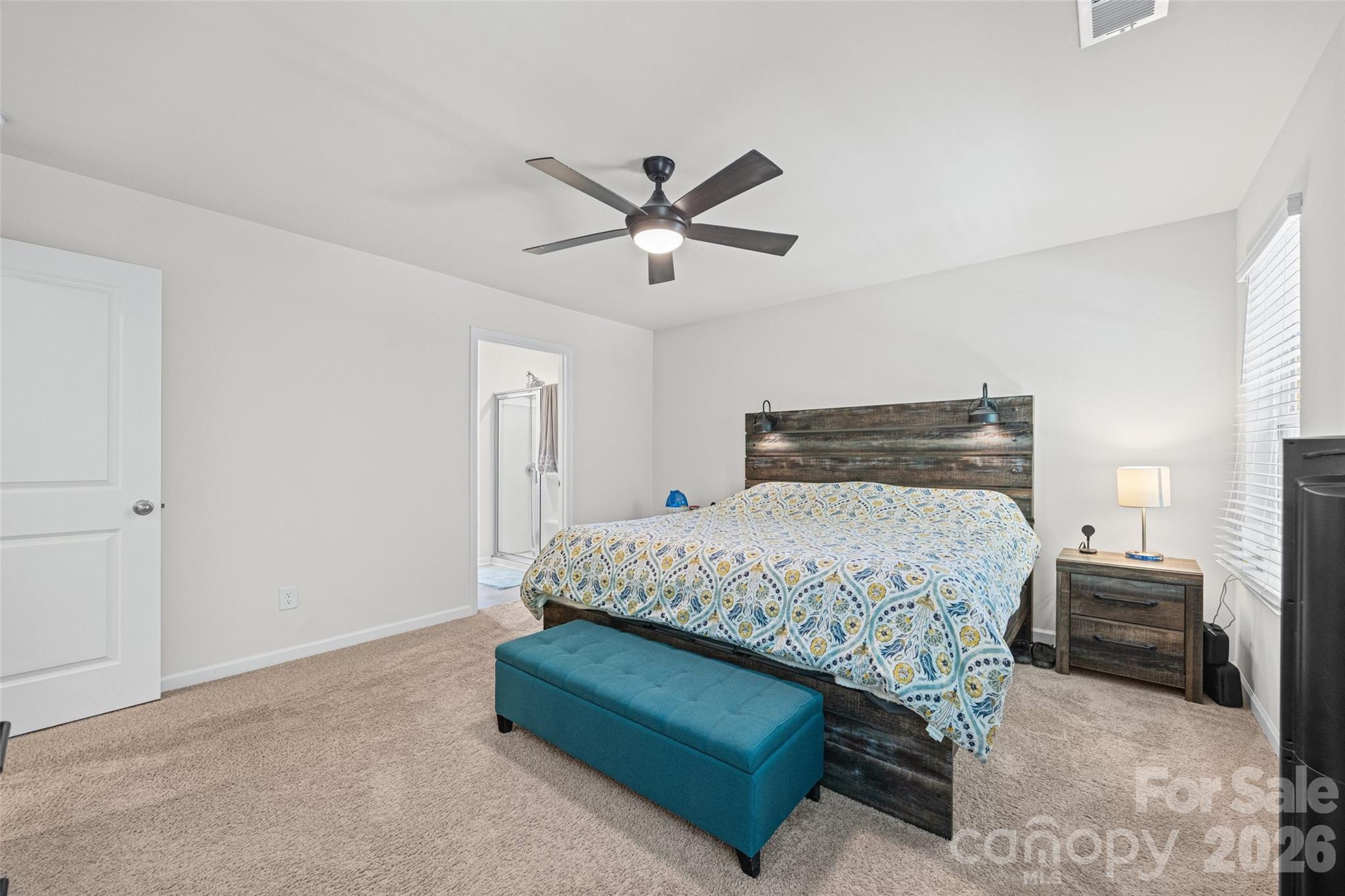 542 King Clover Lane Property Photo 16