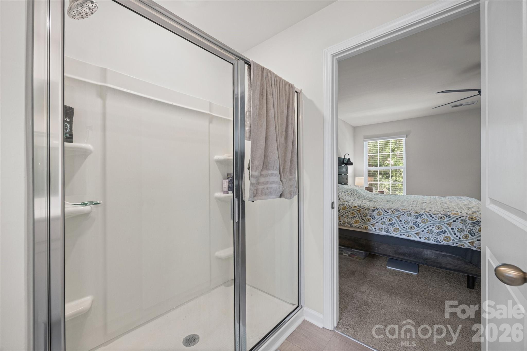 542 King Clover Lane Property Photo 18
