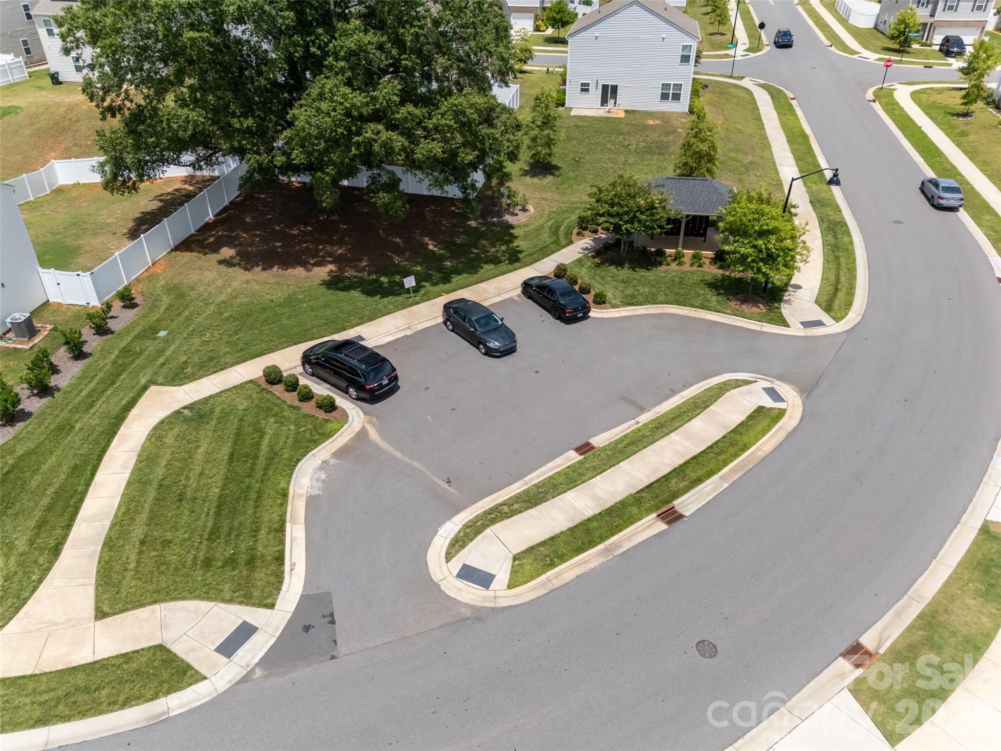 542 King Clover Lane Property Photo 27