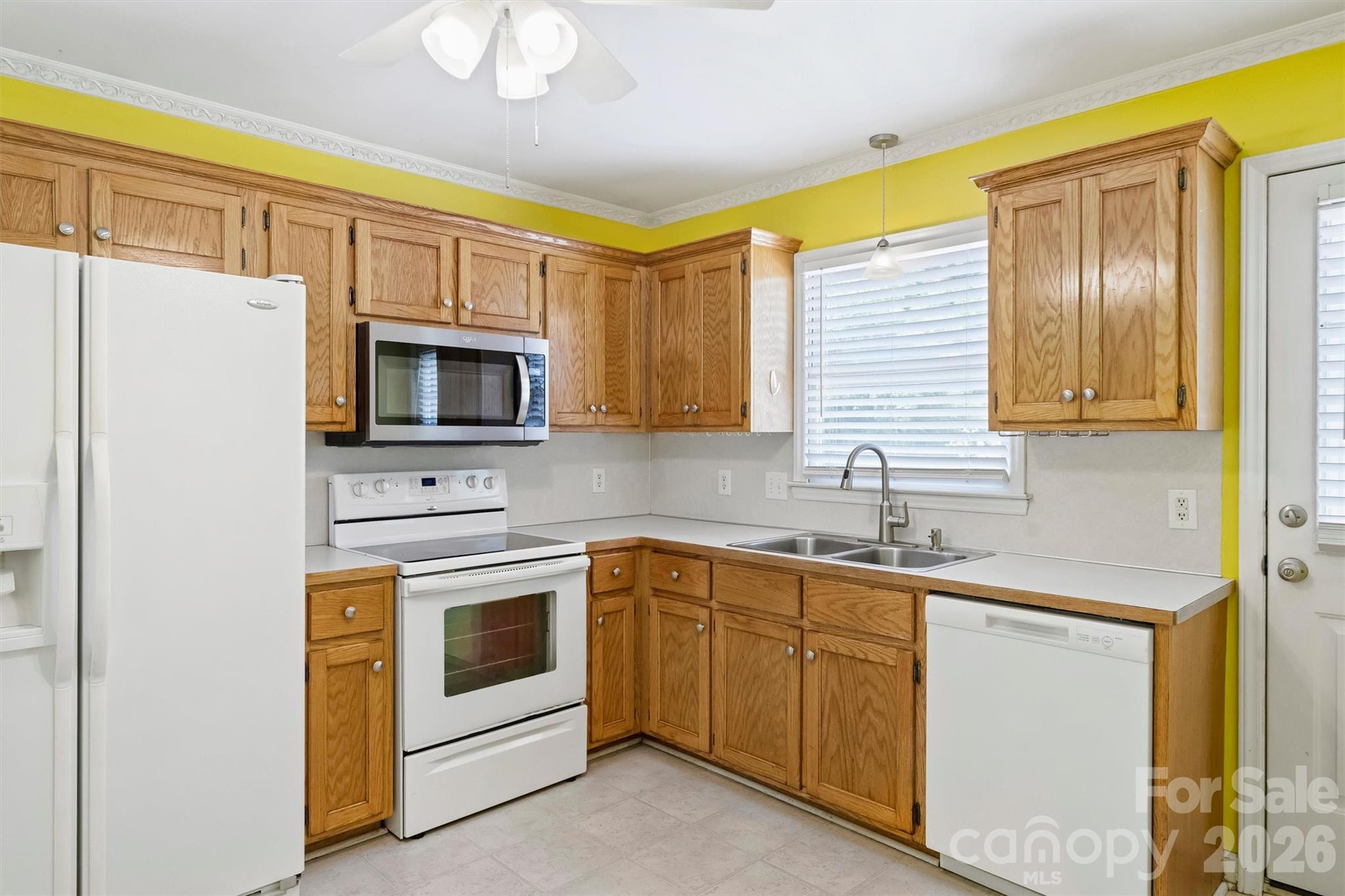 1673 Ashridge Road Property Photo 6