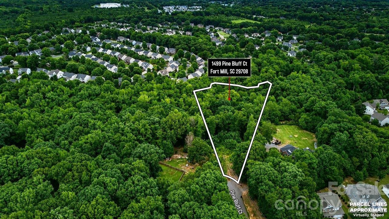 1499 Pine Bluff Court Property Photo 4