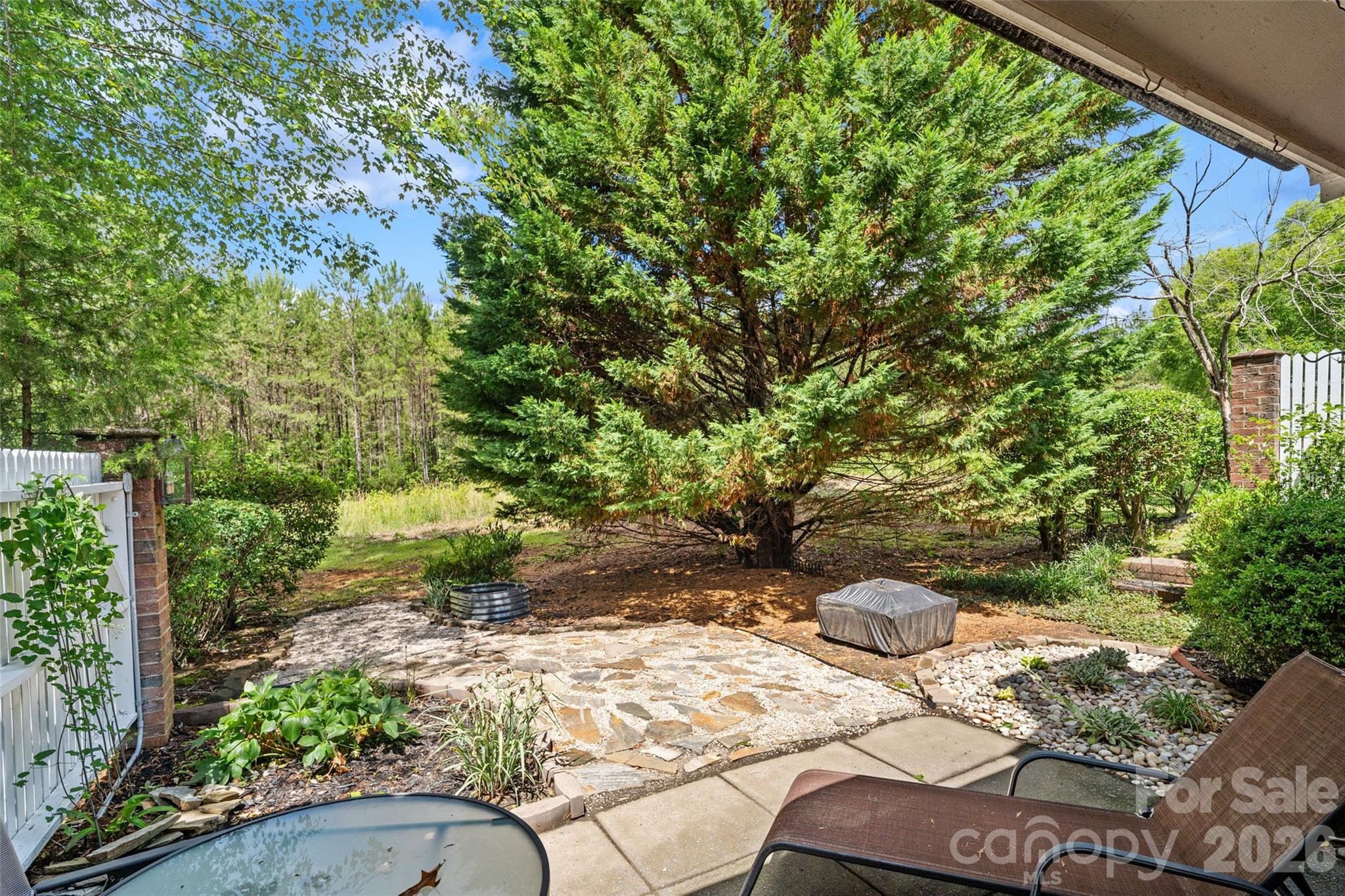 806 Colony Oaks Drive B Property Photo 35