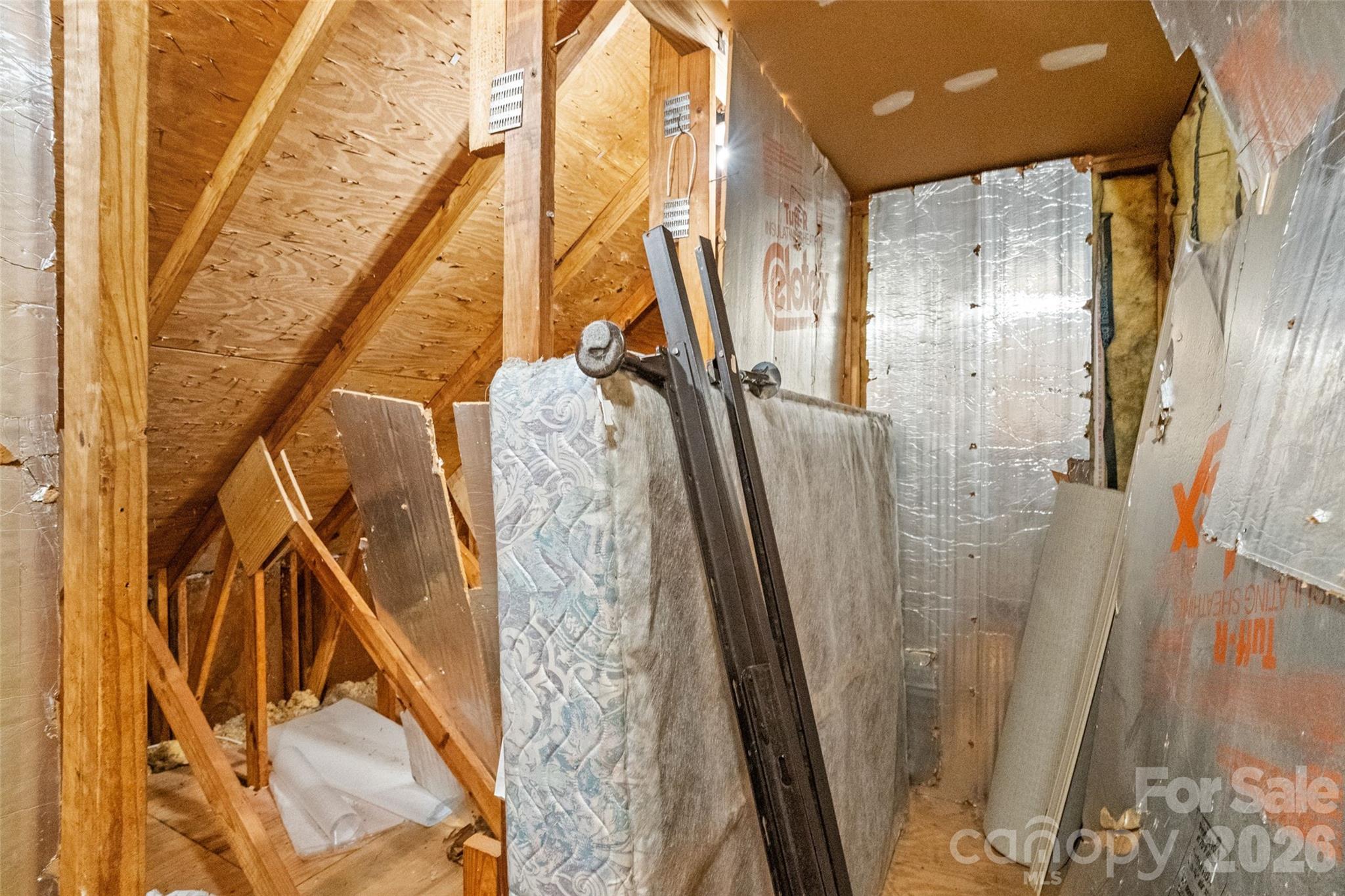 806 Colony Oaks Drive B Property Photo 40