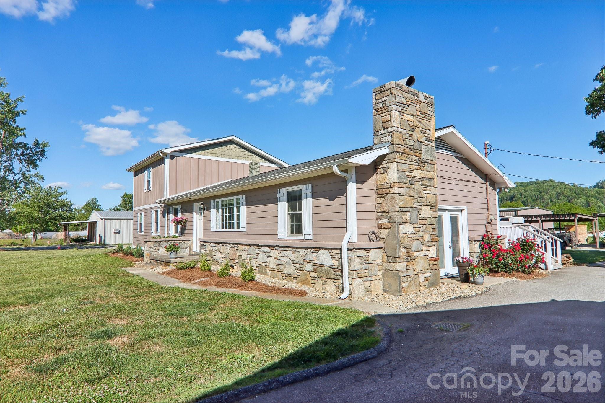 1448 Cane Creek Road Property Photo 2