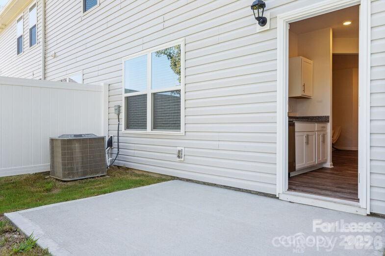 8435 Jane Drive Newton Property Photo 24
