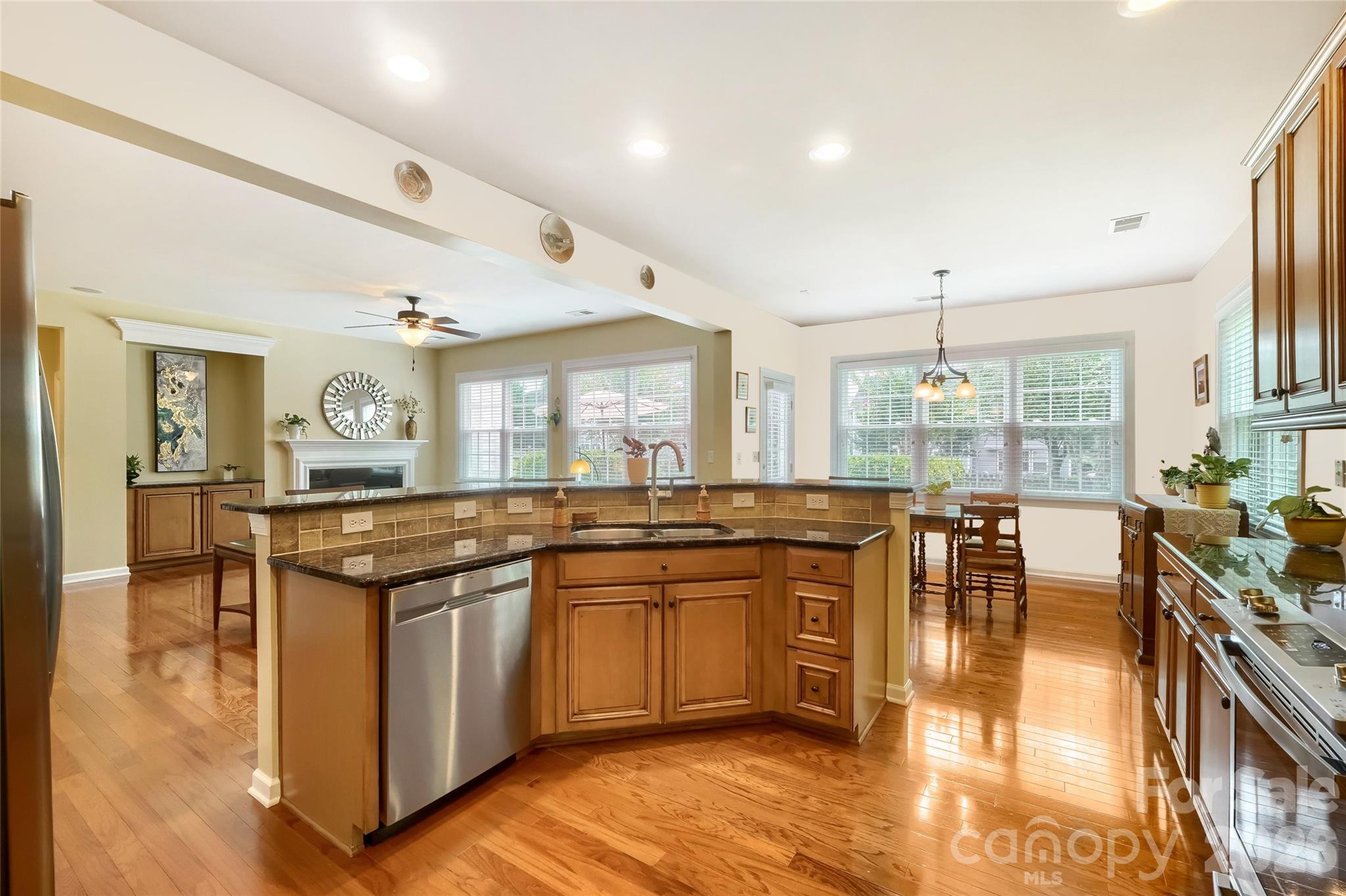653 Lorain Avenue Property Photo 8