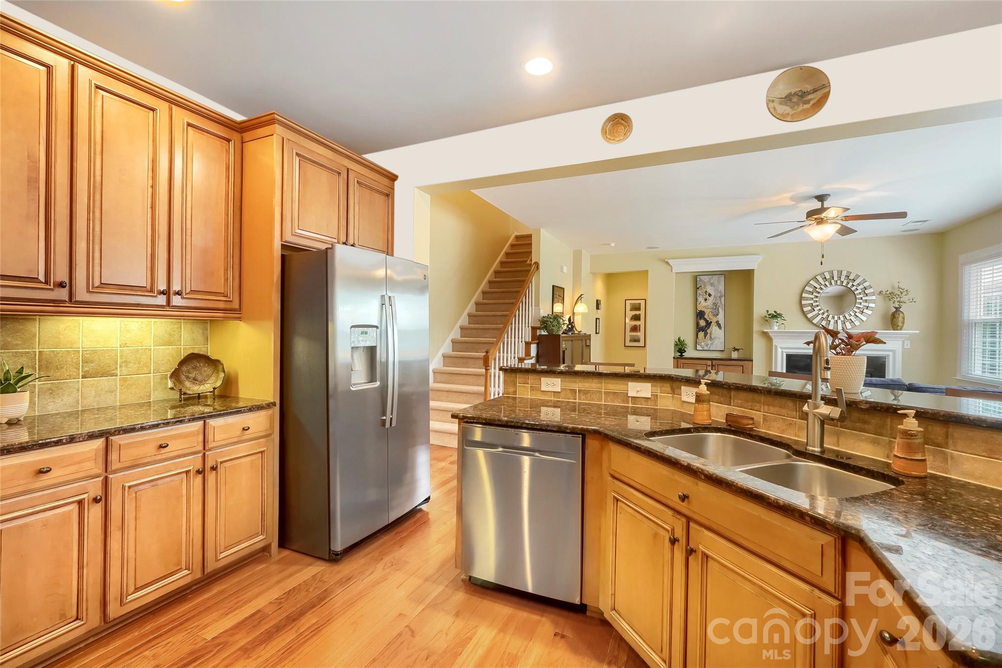 653 Lorain Avenue Property Photo 9