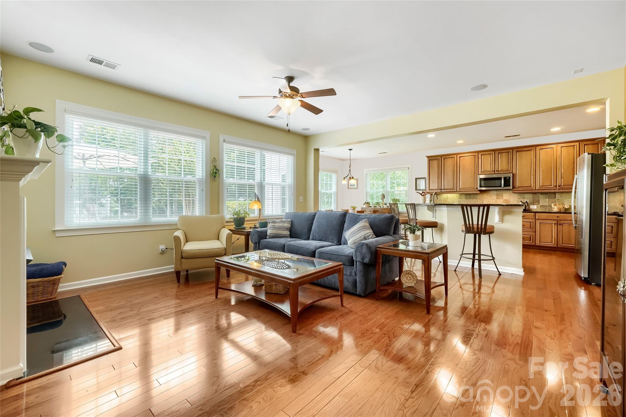 653 Lorain Avenue Property Photo 10