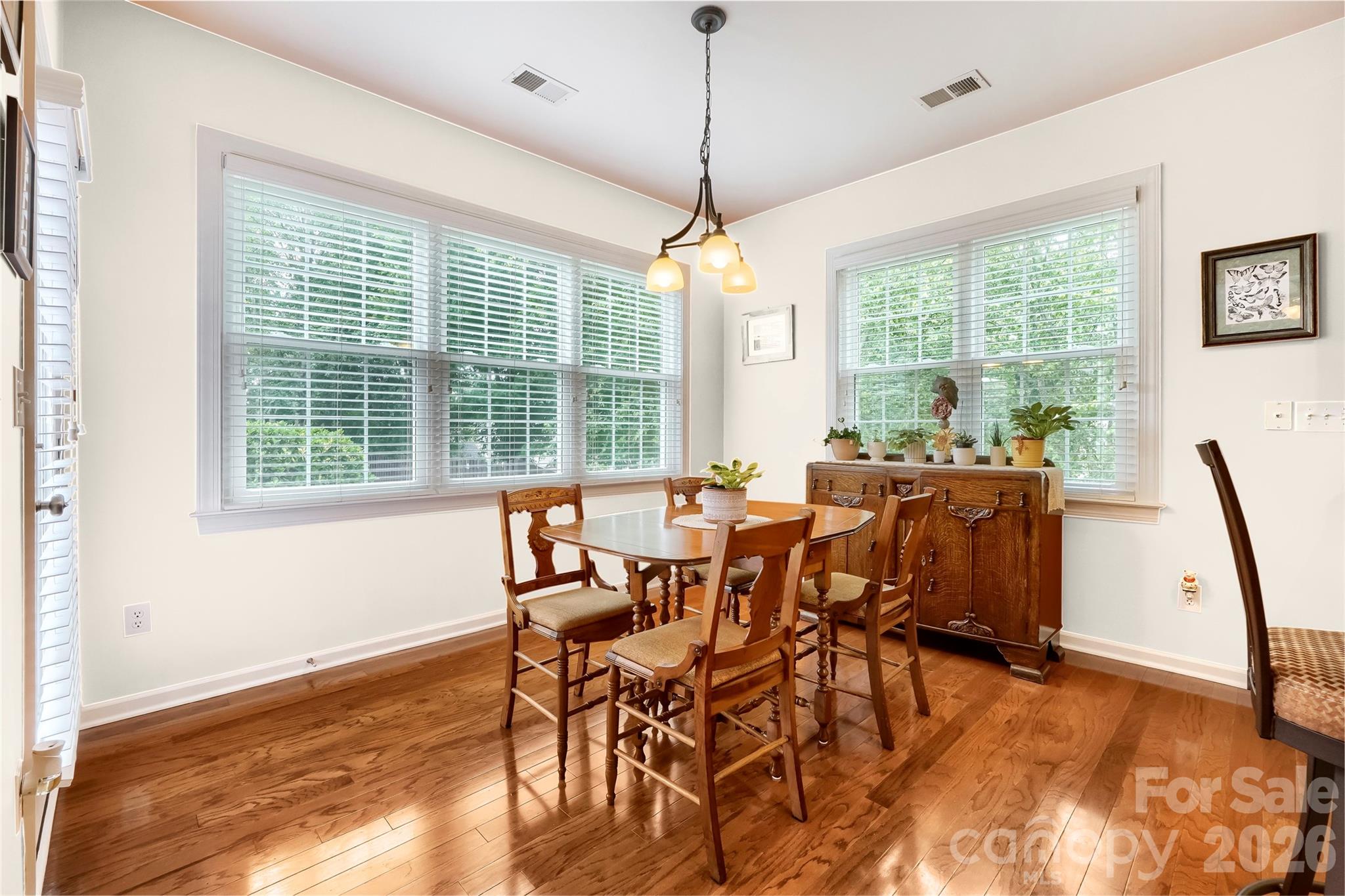 653 Lorain Avenue Property Photo 11