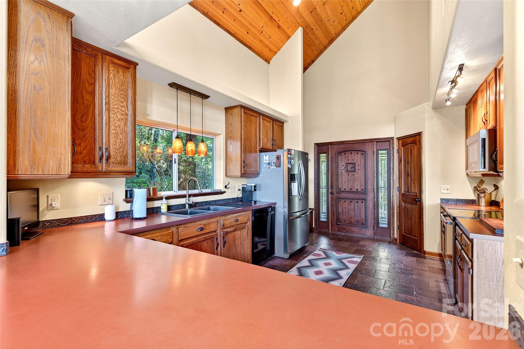 884 Pinnacle Parkway Property Photo 21