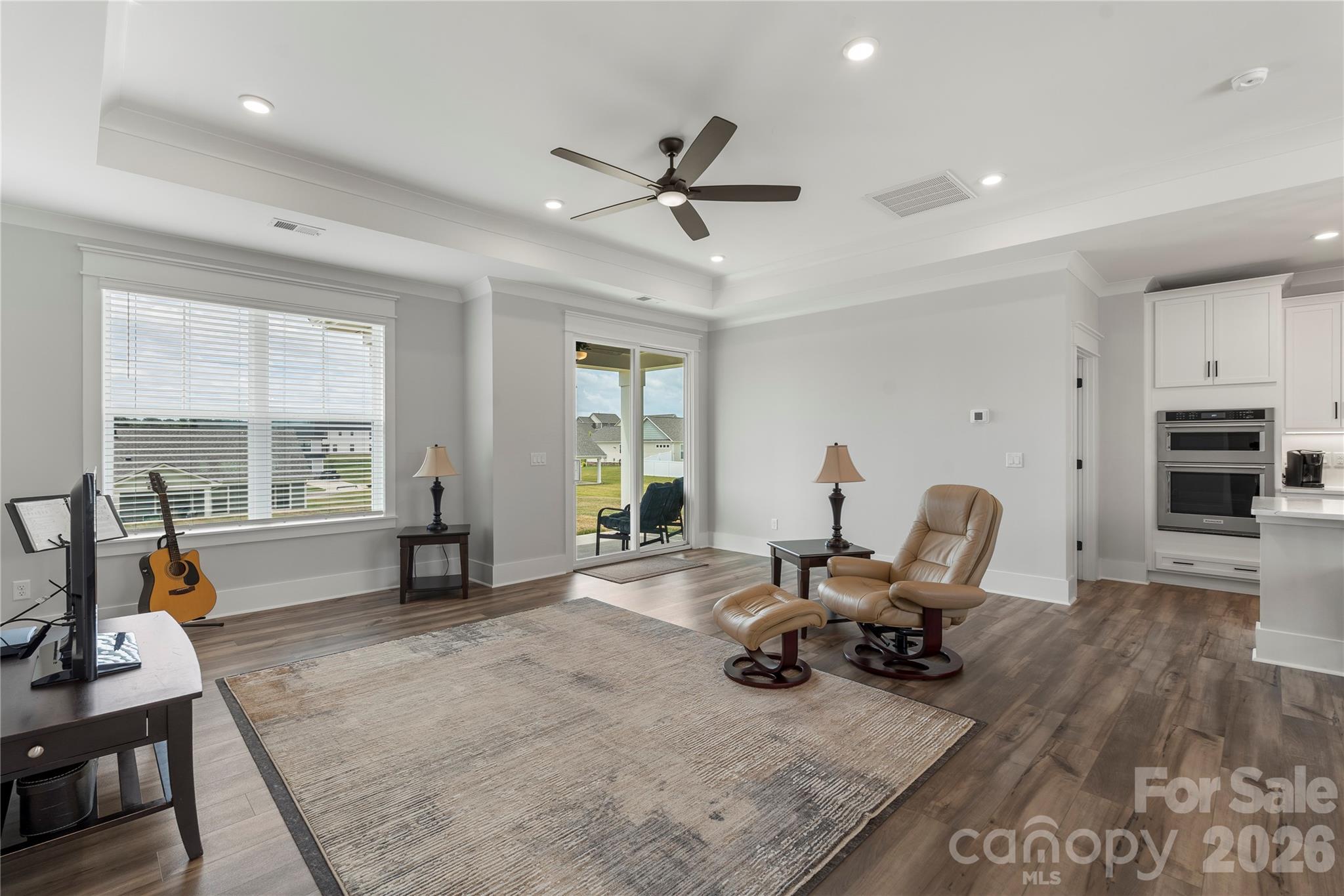 1664 Dresden Drive Property Photo 21