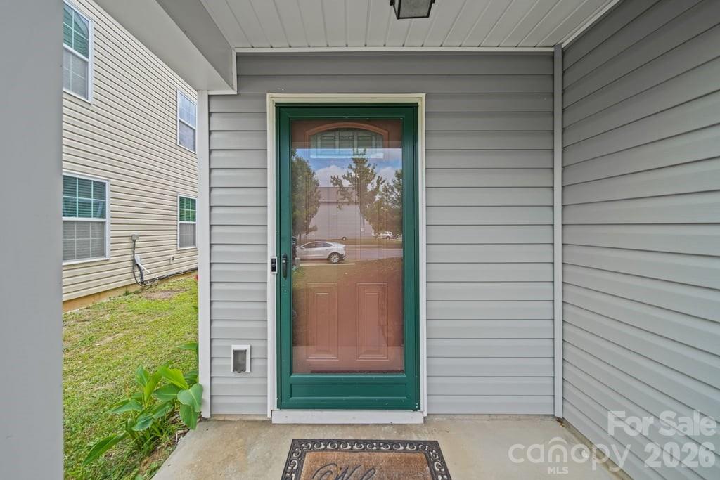 9539 Kendall Drive Property Photo 3