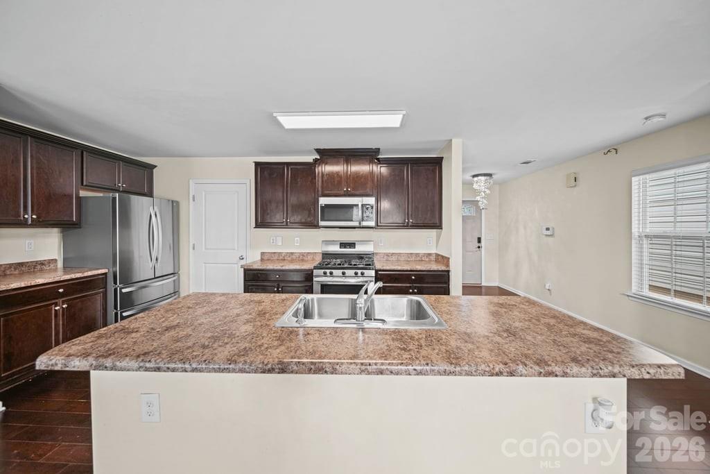9539 Kendall Drive Property Photo 9