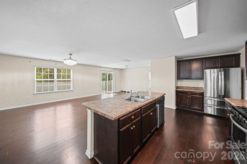 9539 Kendall Drive Property Photo 12