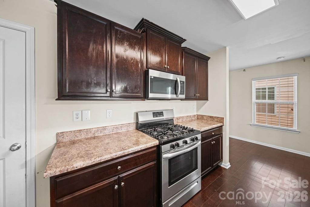 9539 Kendall Drive Property Photo 14