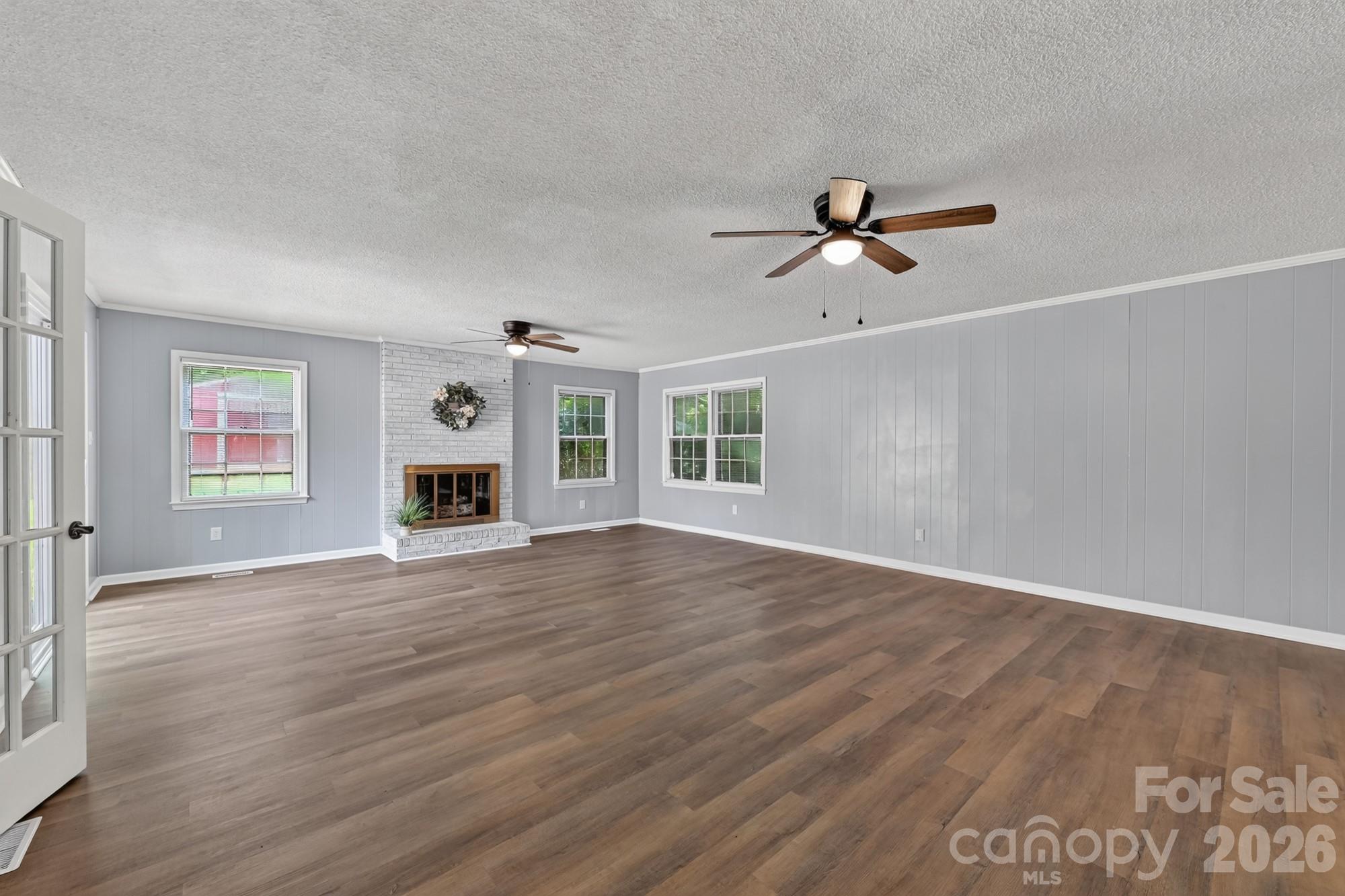 1620 Windyrush Lane Property Photo 6