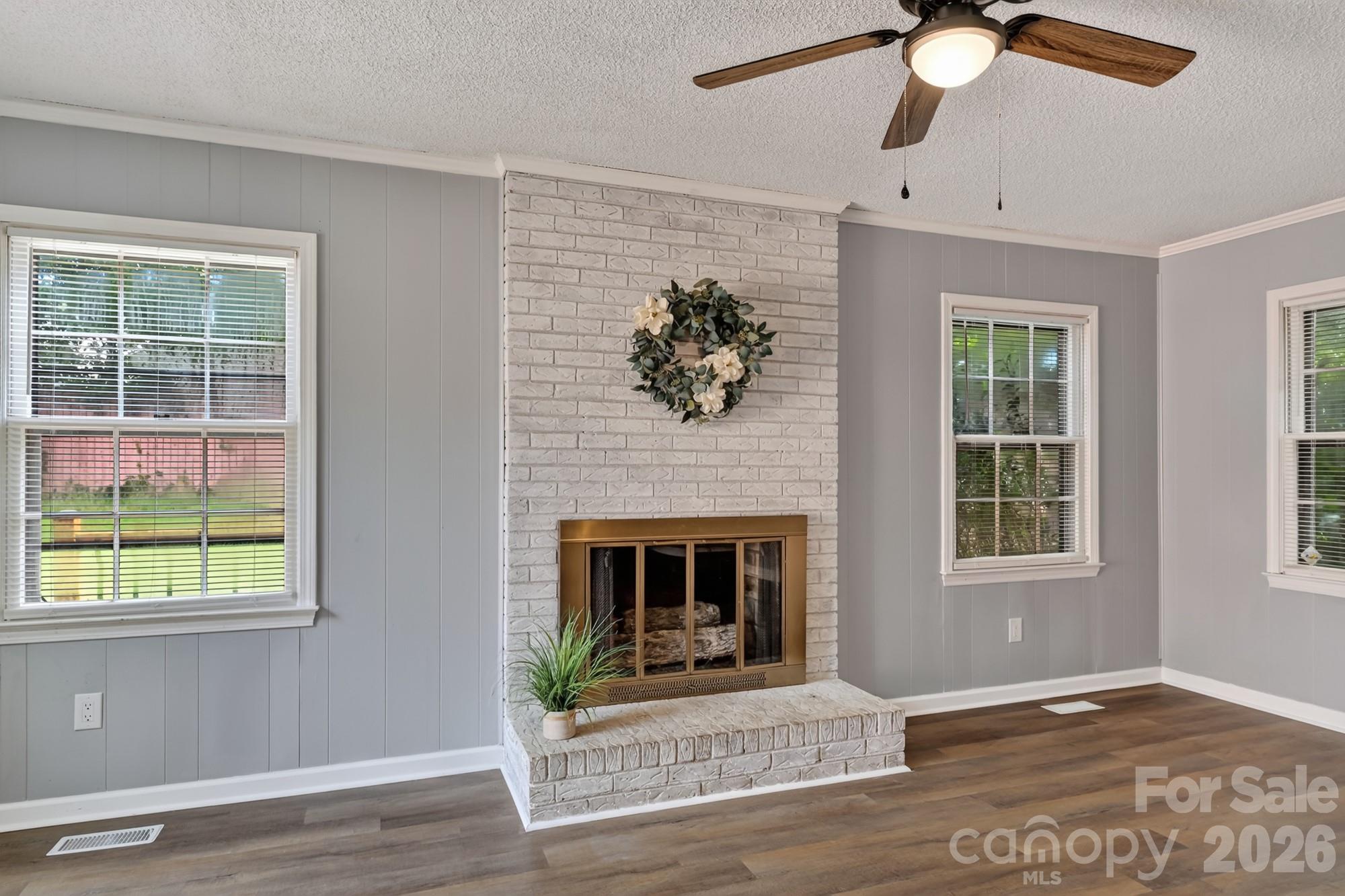 1620 Windyrush Lane Property Photo 7